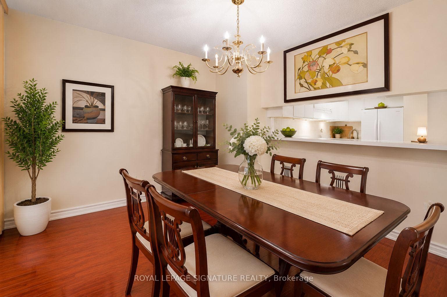 5 Kenneth Avenue Unit 205 - Condo photo 7 of 39 in Willowdale / Newtonbrook, Ontario