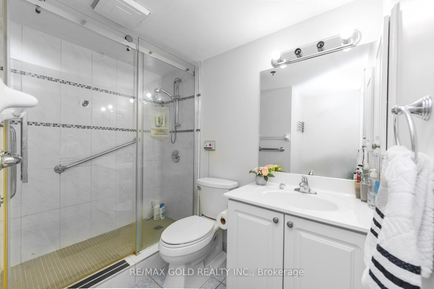 100 Burloak Drive Unit 2411 - Condo photo 6 of 48 in Burlington, Ontario