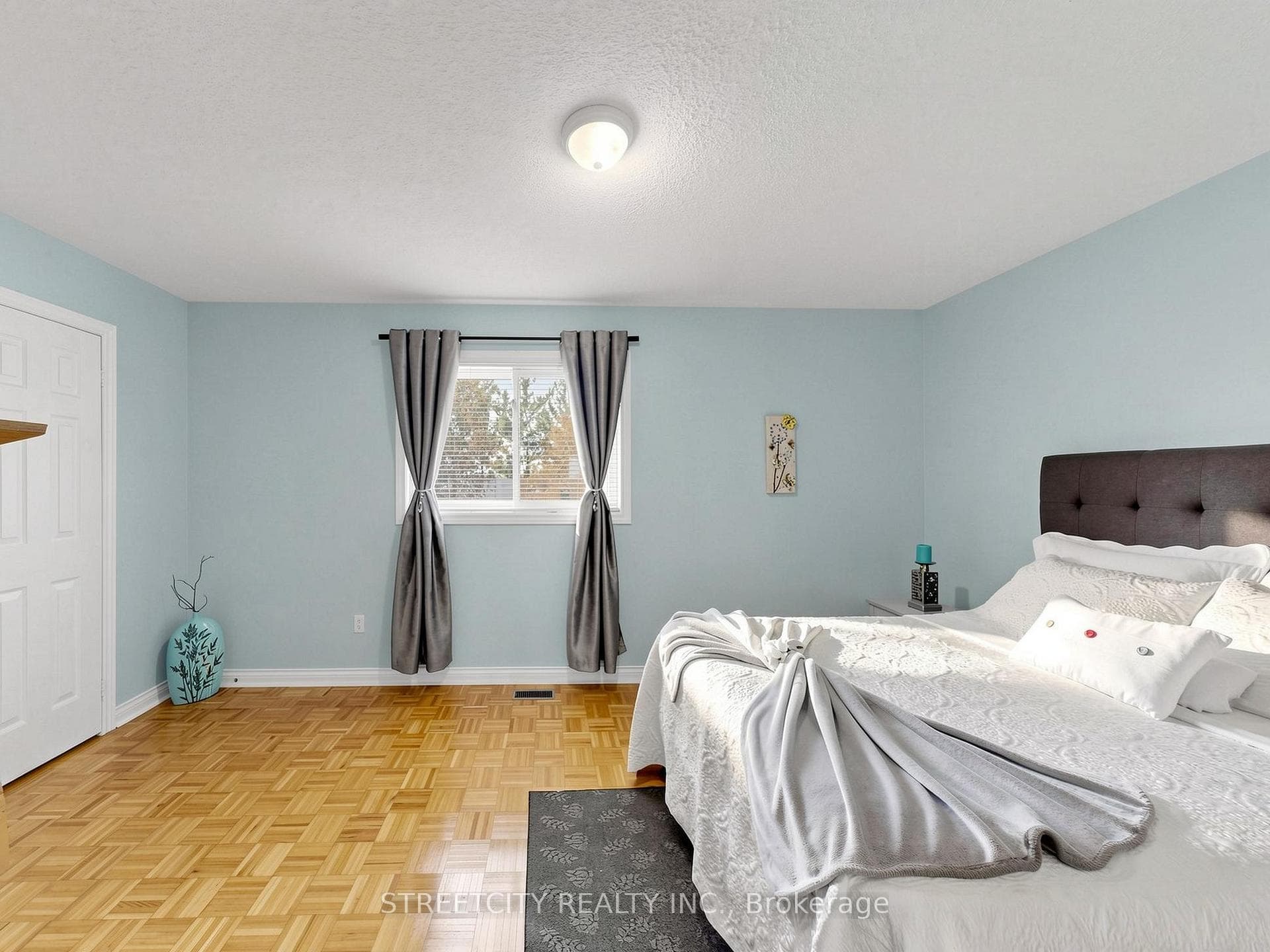 78 Waterbury Street - Townhouse photo 21 of 50 in Caledon, Ontario