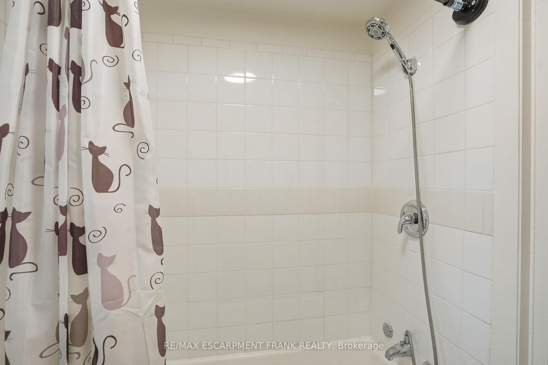 60 ROBINSON Street Unit 104 - Condo photo 23 of 27 in Hamilton, Ontario