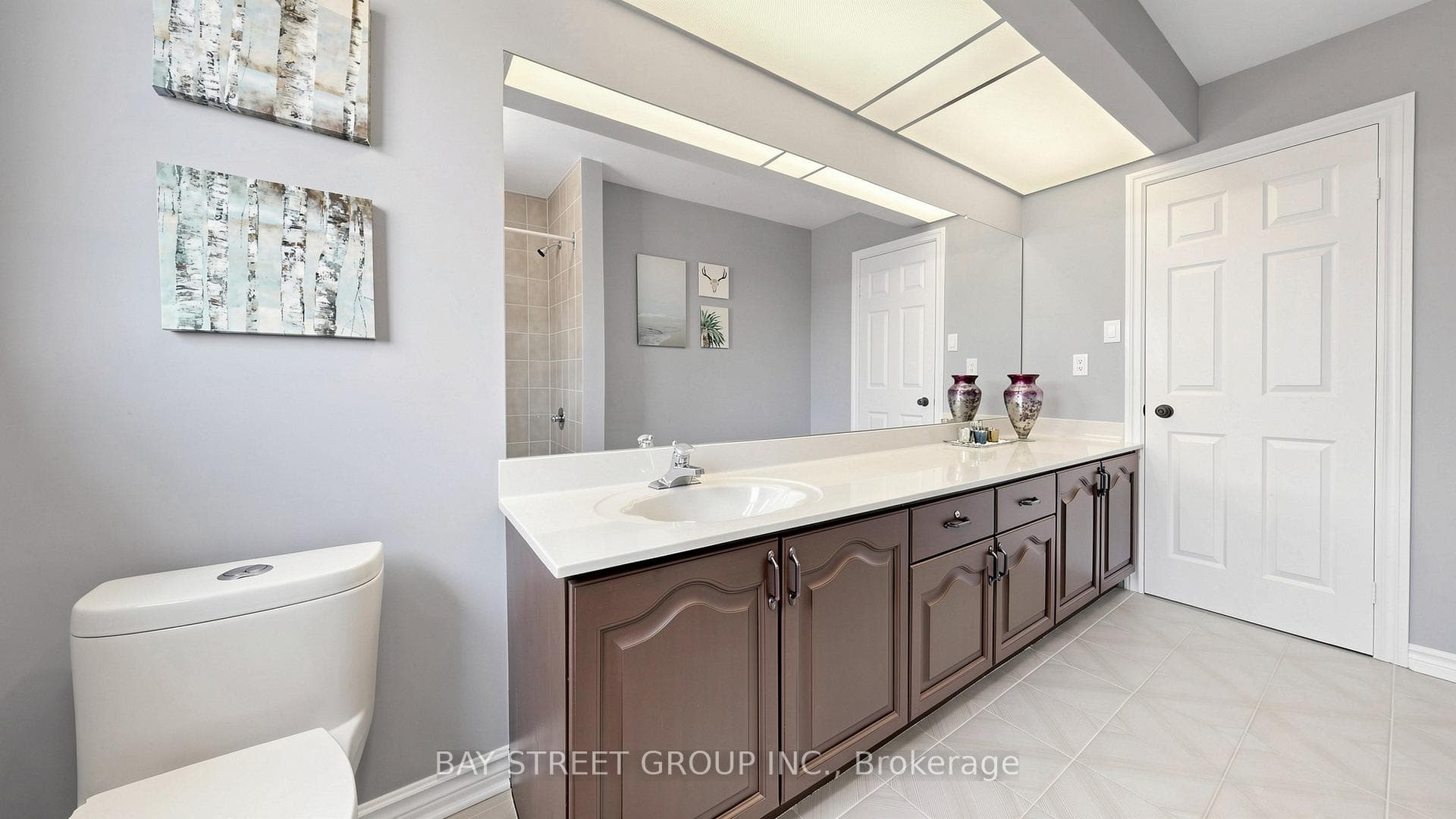 1742 Sir Monty's Drive - Detached photo 30 of 43 in Mississauga, Ontario