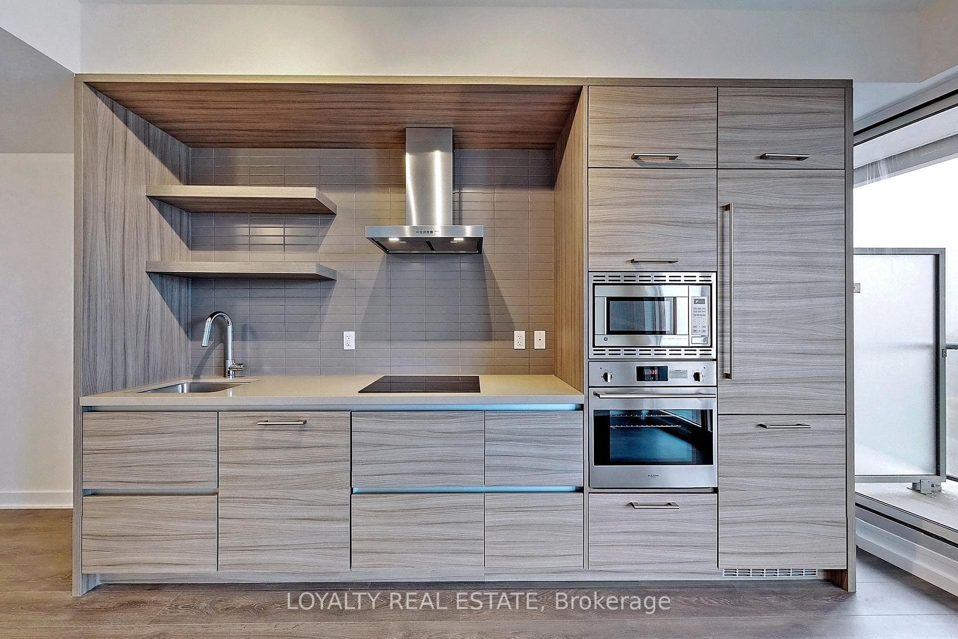 2221 Yonge Street Unit 1705 - Condo photo 5 of 46 in Leaside / Davisville, Ontario