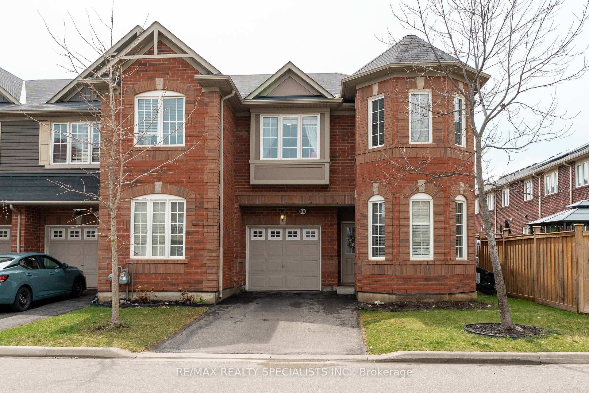 1006 Stemman Place - Townhouse for sale in Scott, Ontario