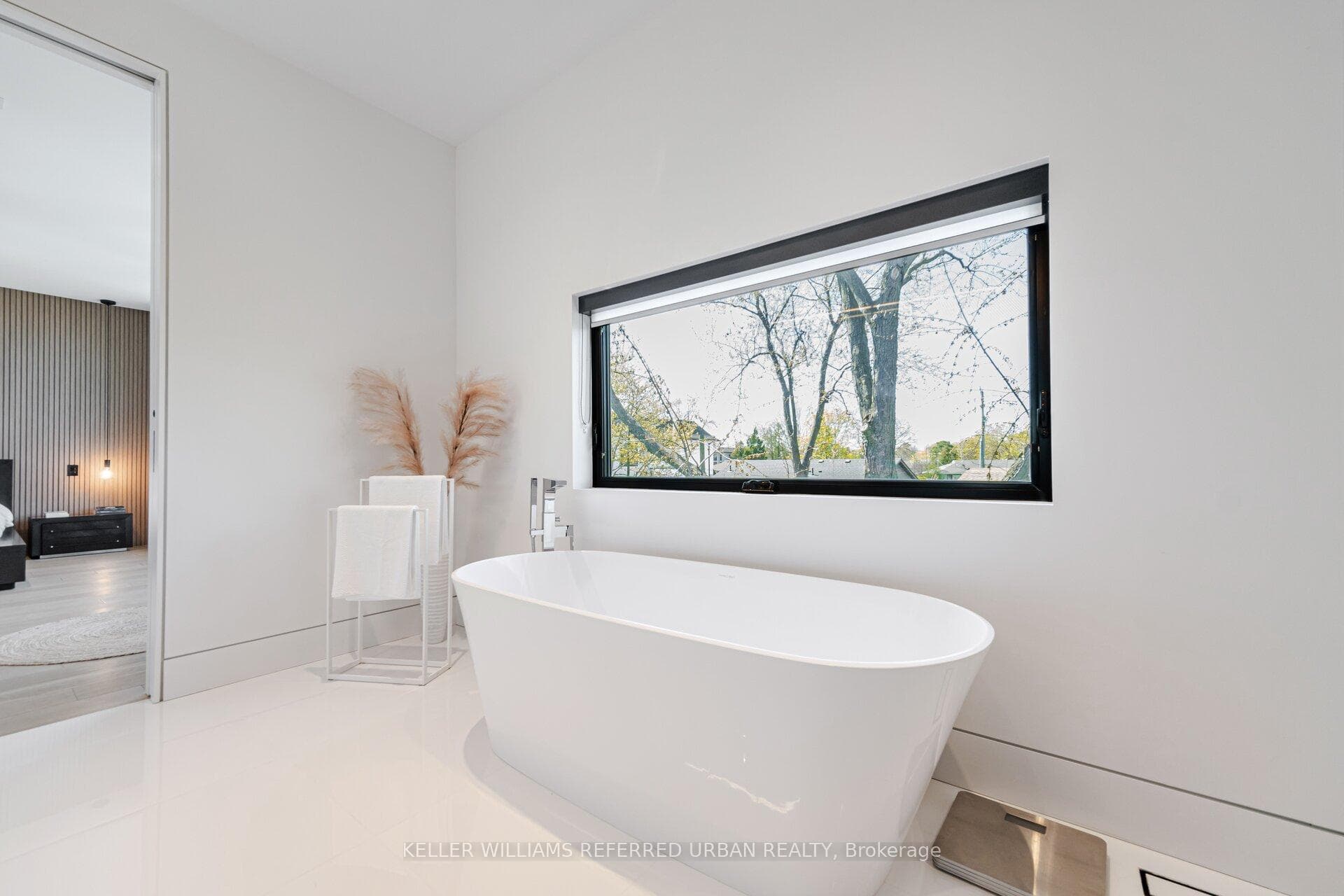 1337 Waverly Avenue - New Construction photo 22 of 48 in Oakville, Ontario