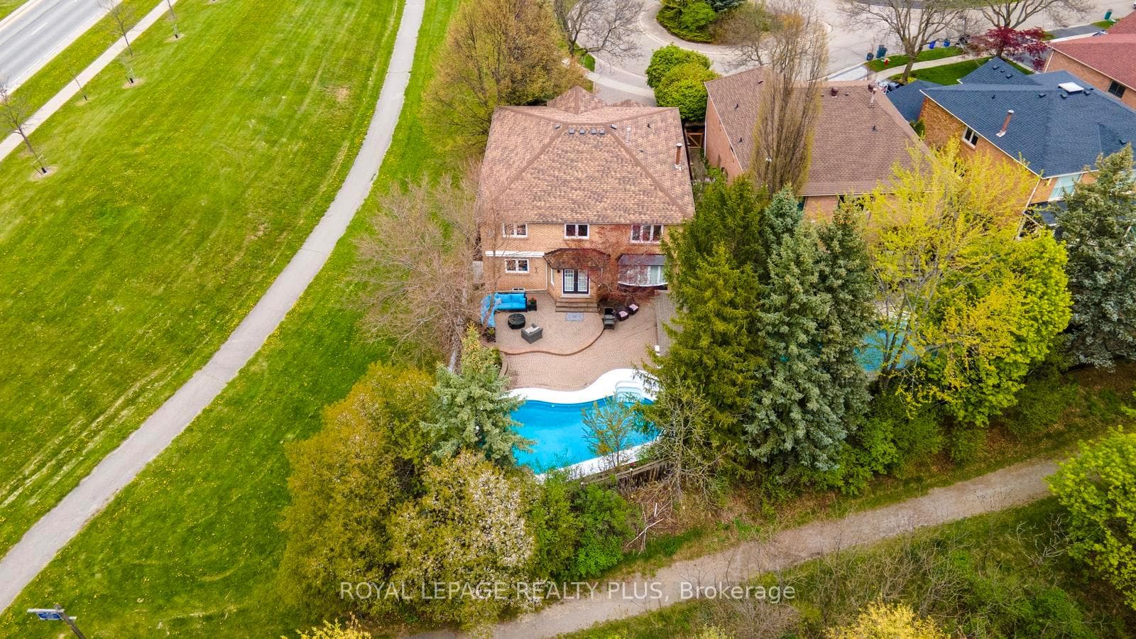 1504 Tanner Court - Detached photo 47 of 50 in Oakville, Ontario