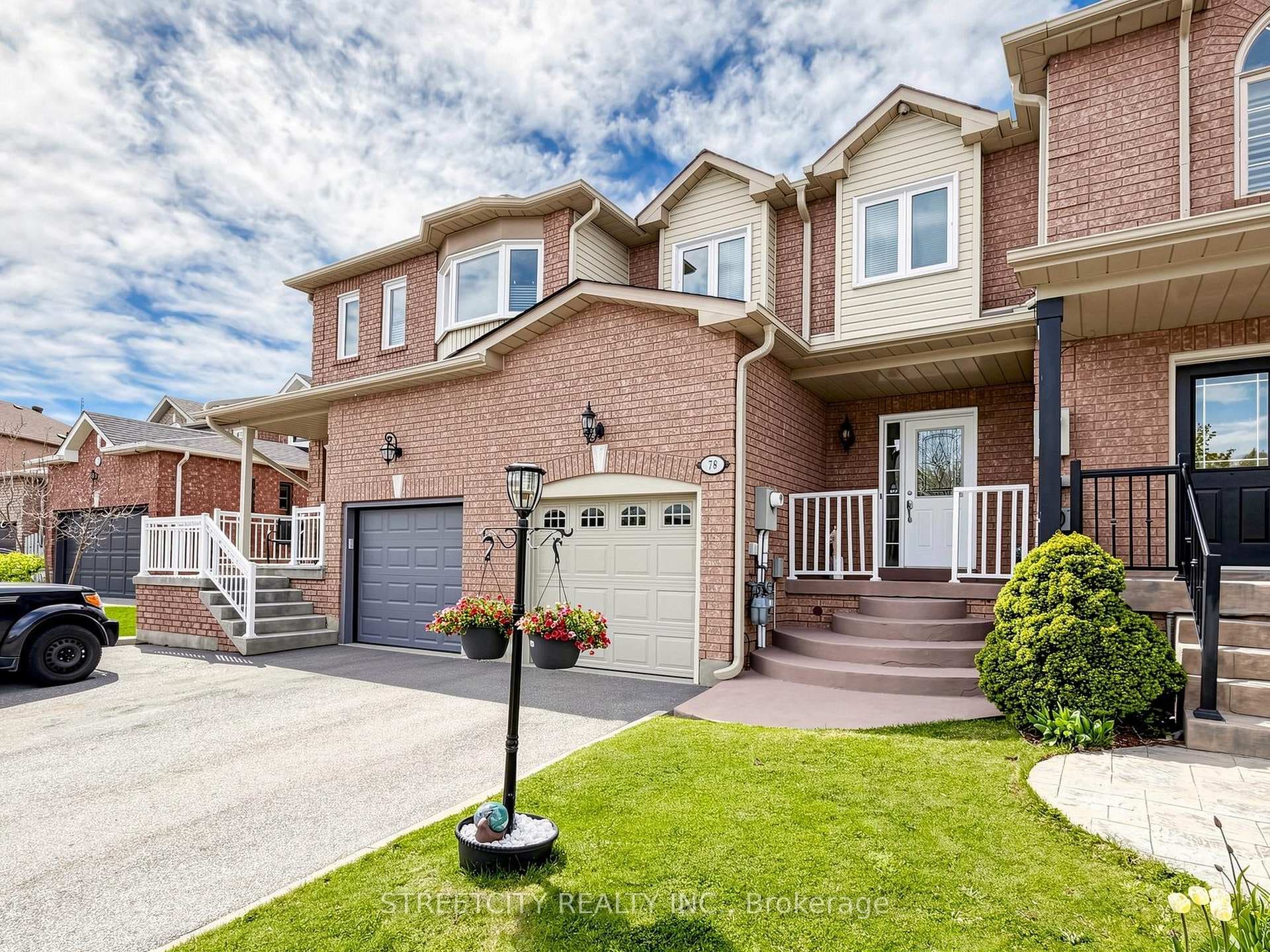 78 Waterbury Street - Townhouse photo 2 of 50 in Caledon, Ontario