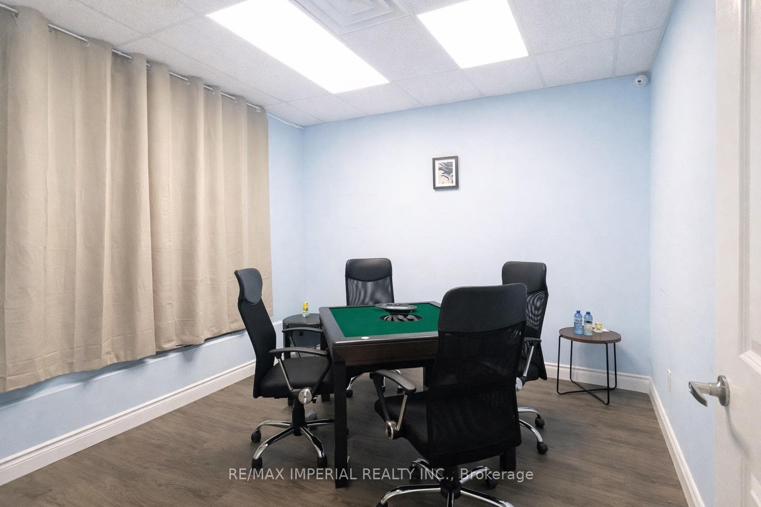 505 King Street Unit 8 - Commercial photo 7 of 10 in Hamilton, Ontario