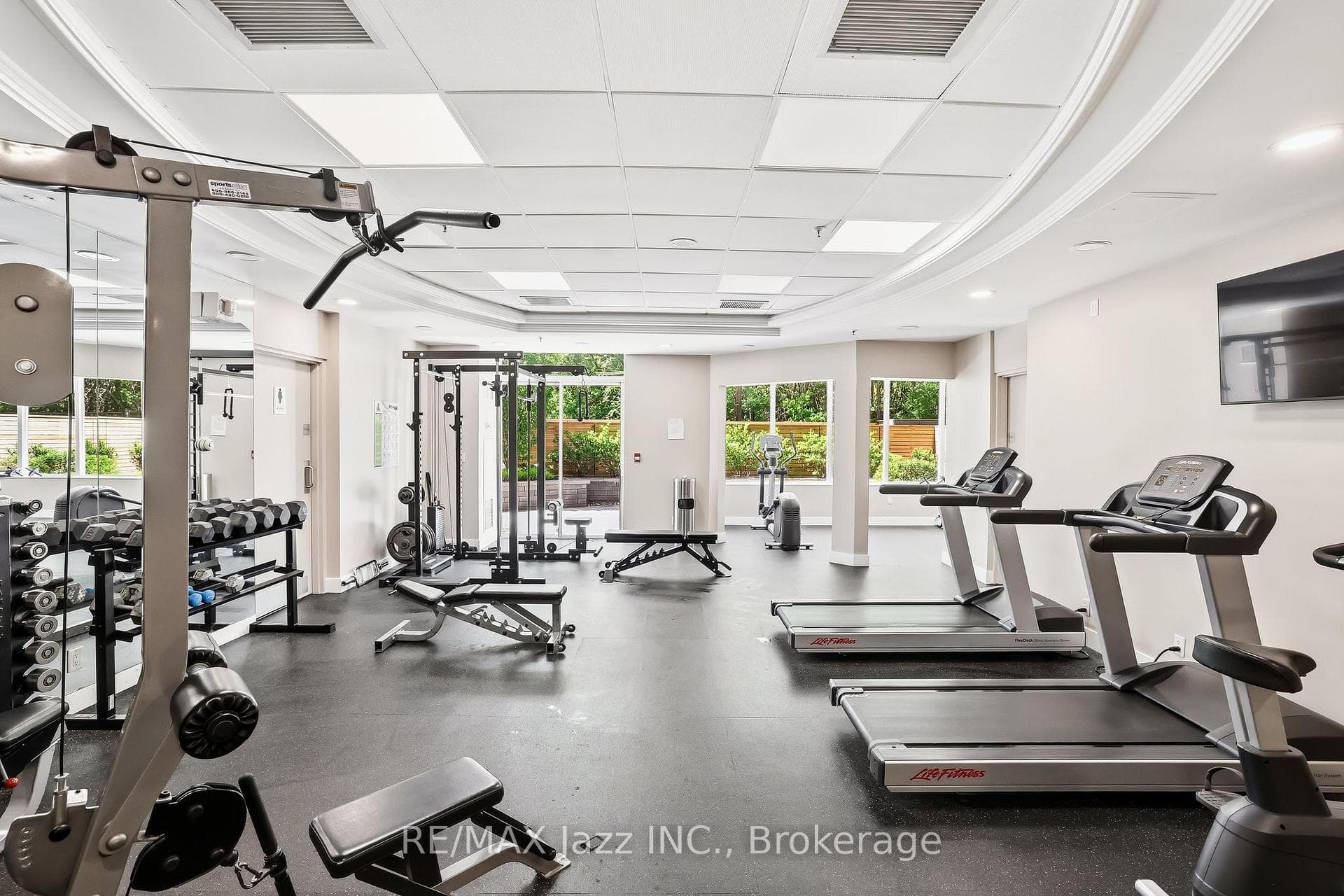 16 Dallimore Circle Unit 307 - Condo photo 35 of 50 in Don Mills / Parkwoods / Victoria Village, Ontario