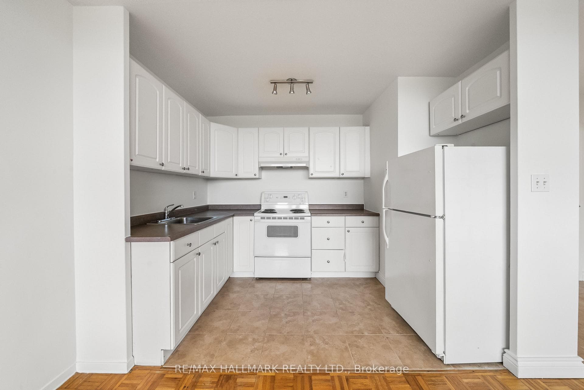 40 Homewood Avenue Unit 3112 - Condo photo 8 of 23 in Regent Park / Cabbagetown / St. James Town, Ontario