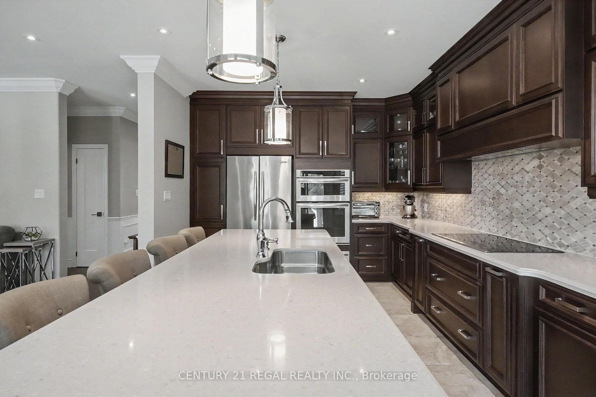 2260 Chickadee Crescent - Detached photo 12 of 47 in Oakville, Ontario