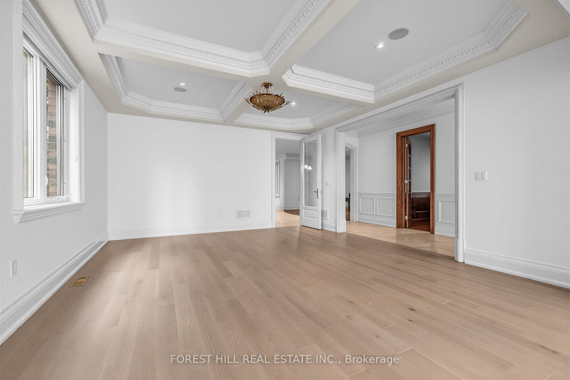 131 Estelle Avenue - Detached photo 8 of 40 in Willowdale / Newtonbrook, Ontario