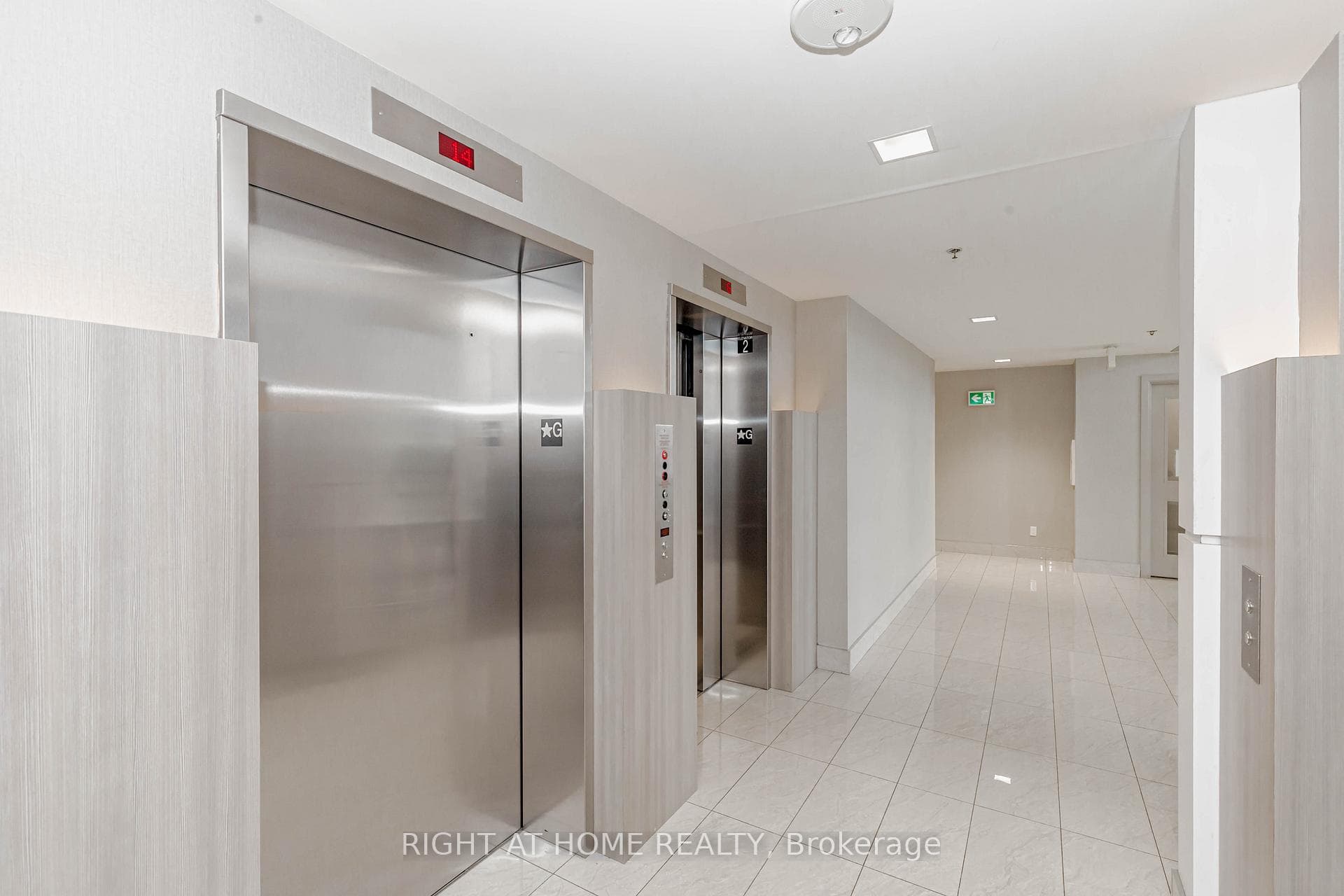 2093 Fairview Street Unit 709 - Condo photo 5 of 45 in Burlington, Ontario