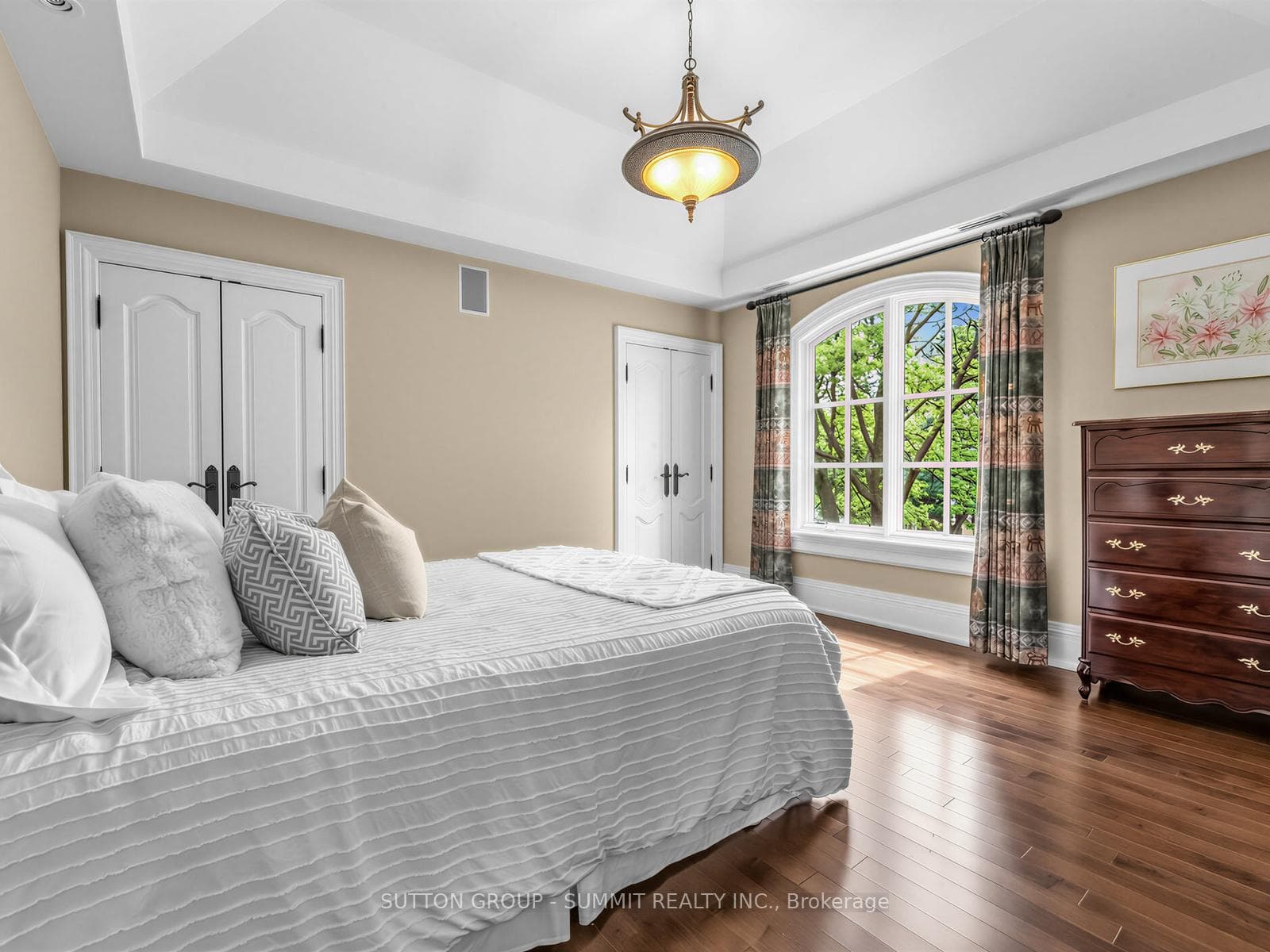 217 Eastcourt Road - Detached photo 22 of 47 in Oakville, Ontario