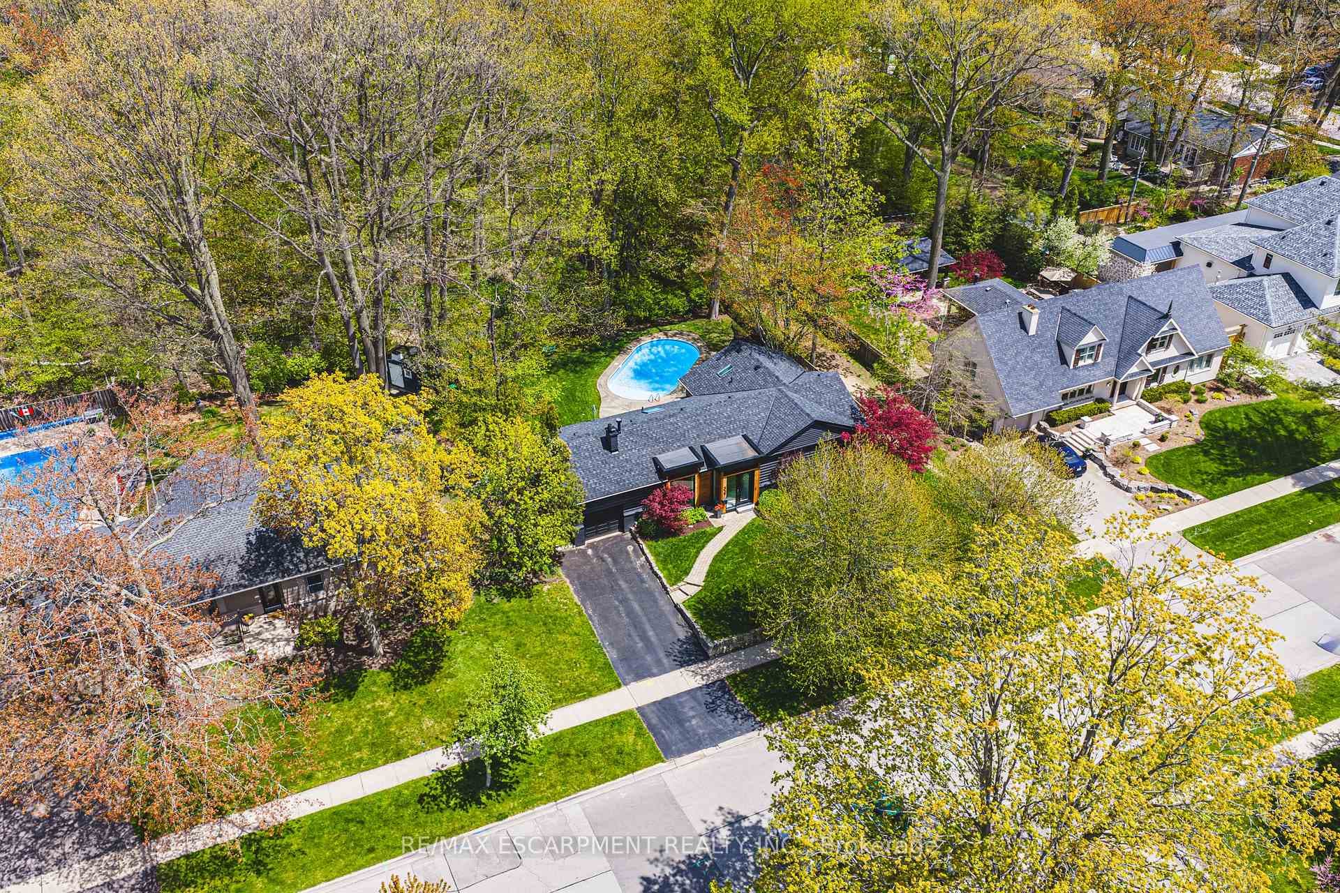 327 Goodram Drive - Detached photo 49 of 50 in Burlington, Ontario