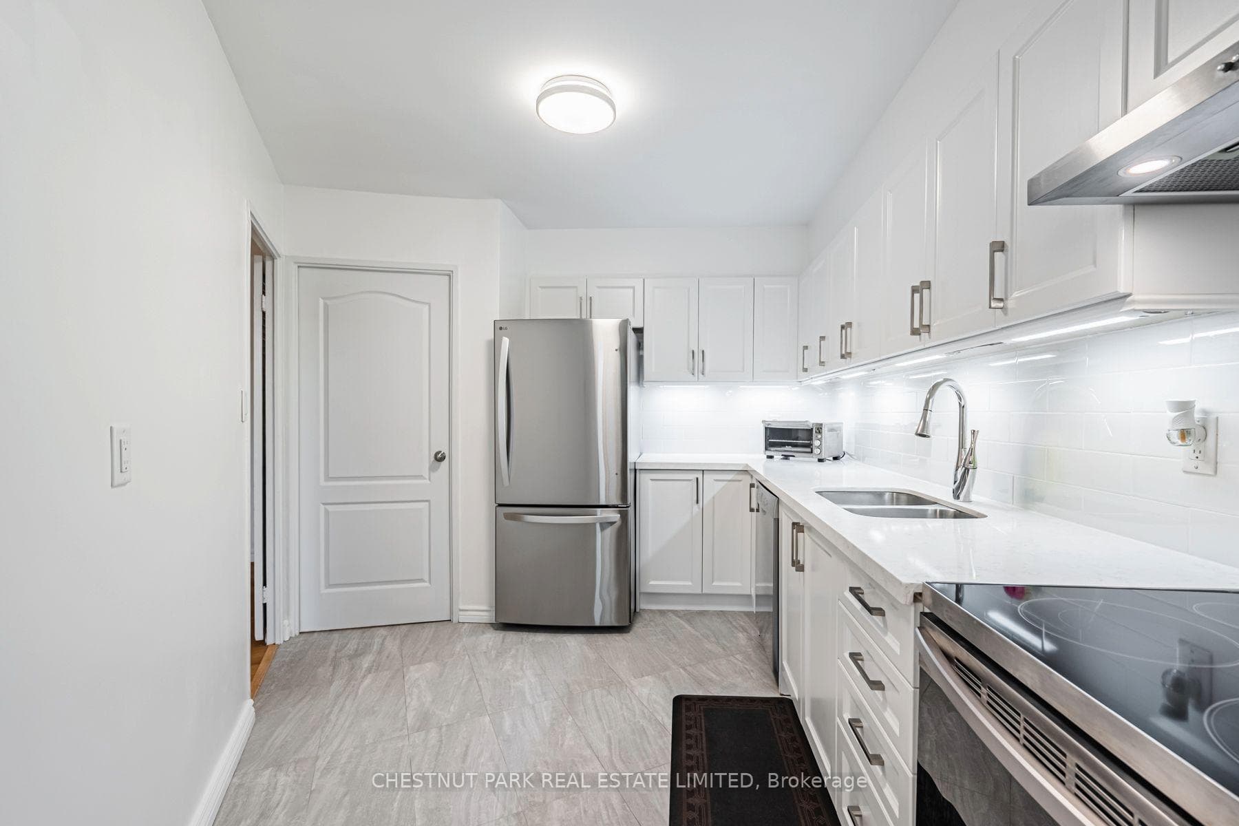 60 Pavane Linkway N/A Unit 206 - Condo photo 15 of 45 in Flemingdon Park / Don Mills, Ontario