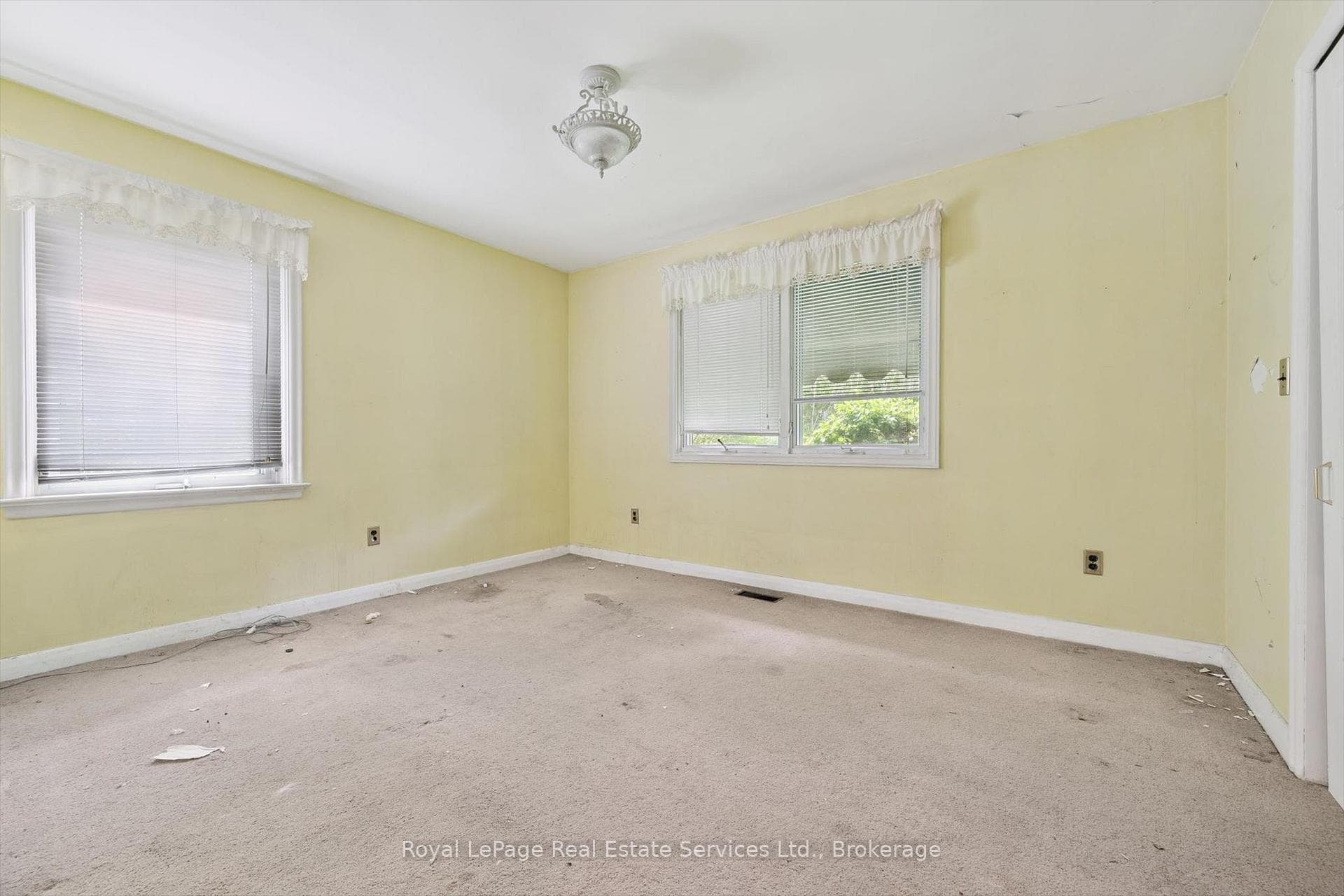 1118 Melvin Avenue - Detached photo 23 of 26 in Oakville, Ontario