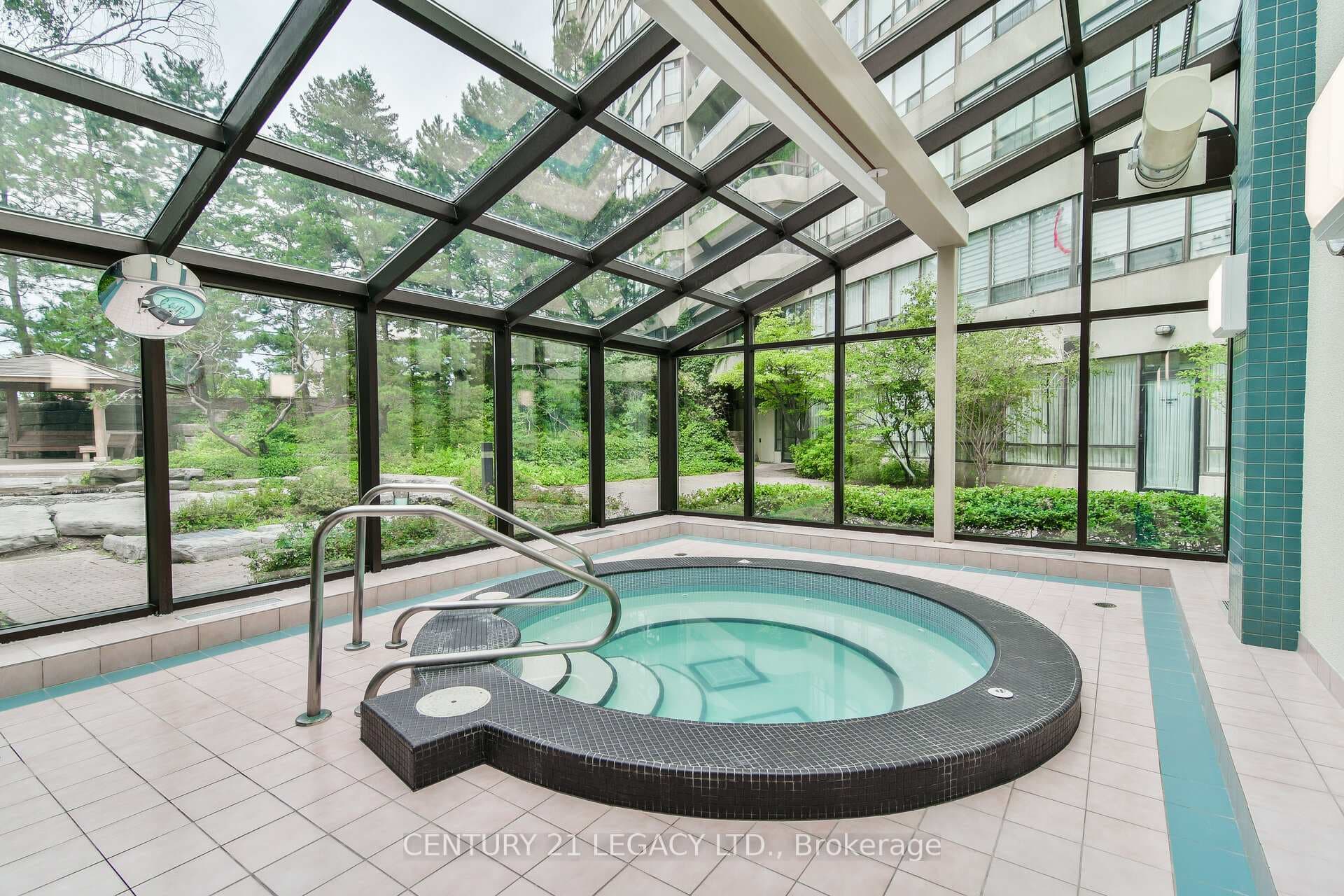24 Hanover Road Unit 404 - Condo photo 37 of 45 in Brampton, Ontario