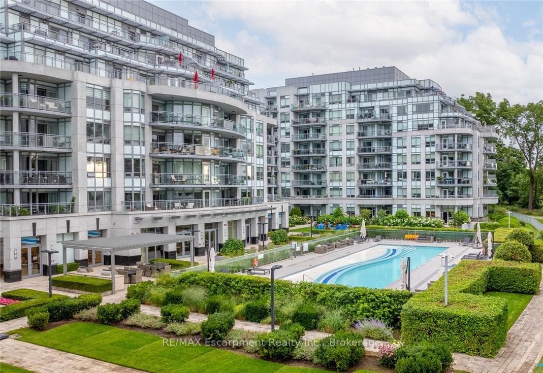 3500 Lakeshore Road Unit 827 - Condo photo 21 of 27 in Oakville, Ontario