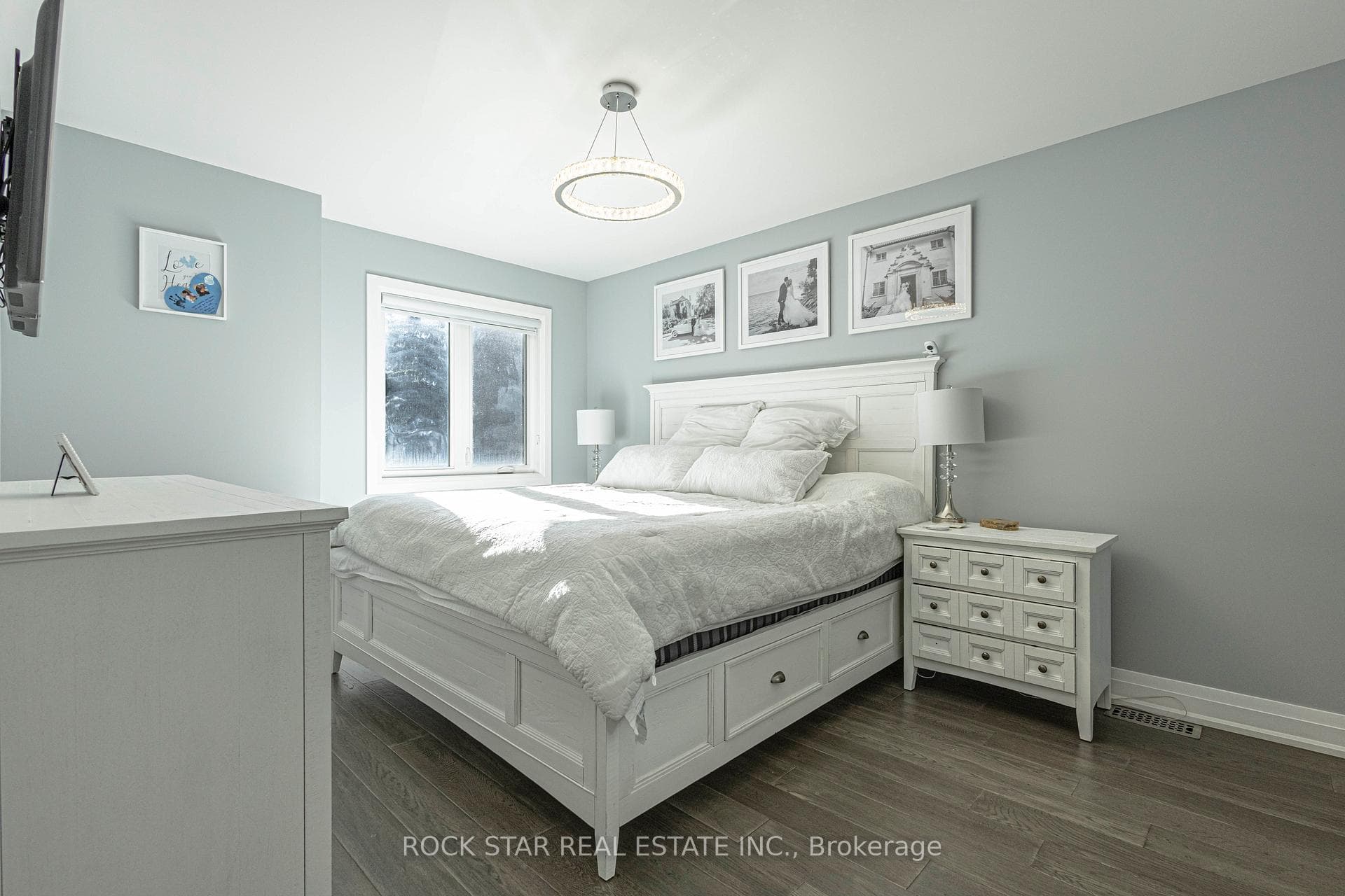 2055 Courtland Crescent - Detached photo 21 of 40 in Mississauga, Ontario