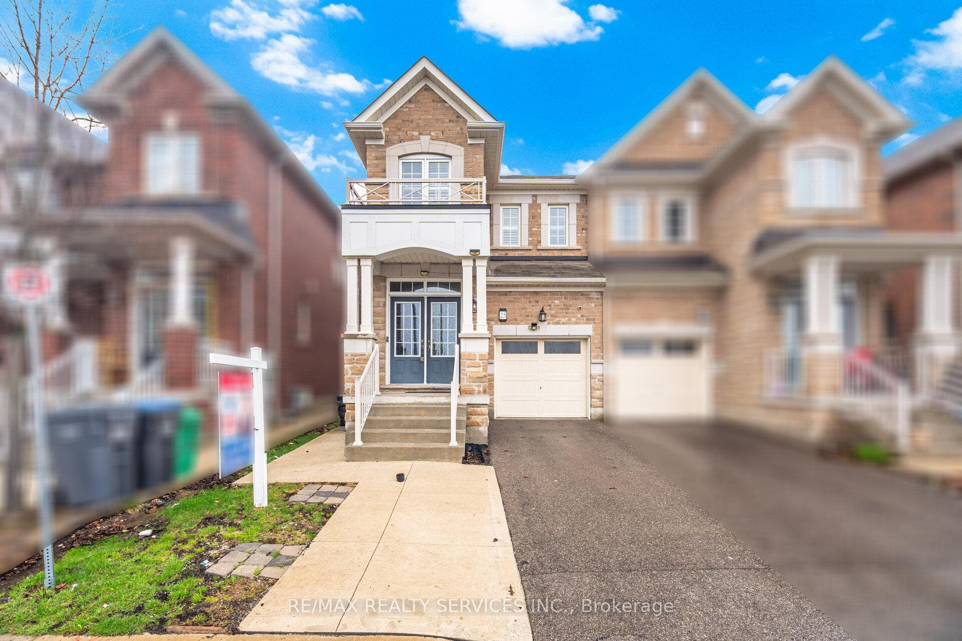 25 Baffin Crescent - Semi-Detached photo 6 of 50 in Brampton, Ontario