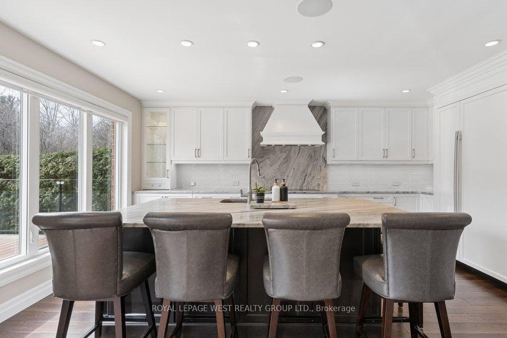 2293 Carpenters Circle - Detached photo 24 of 50 in Oakville, Ontario