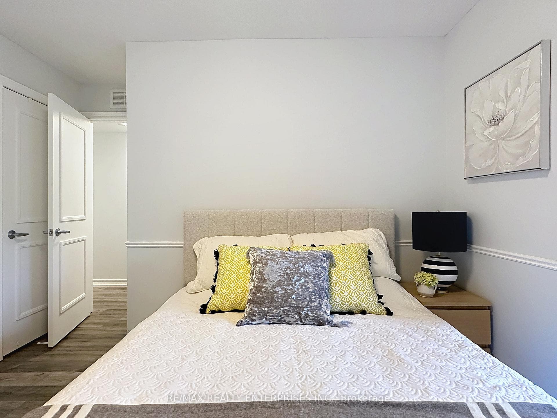 52 Aerodrome Crescent Unit 102 - Condo photo 33 of 47 in Flemingdon Park / Don Mills, Ontario
