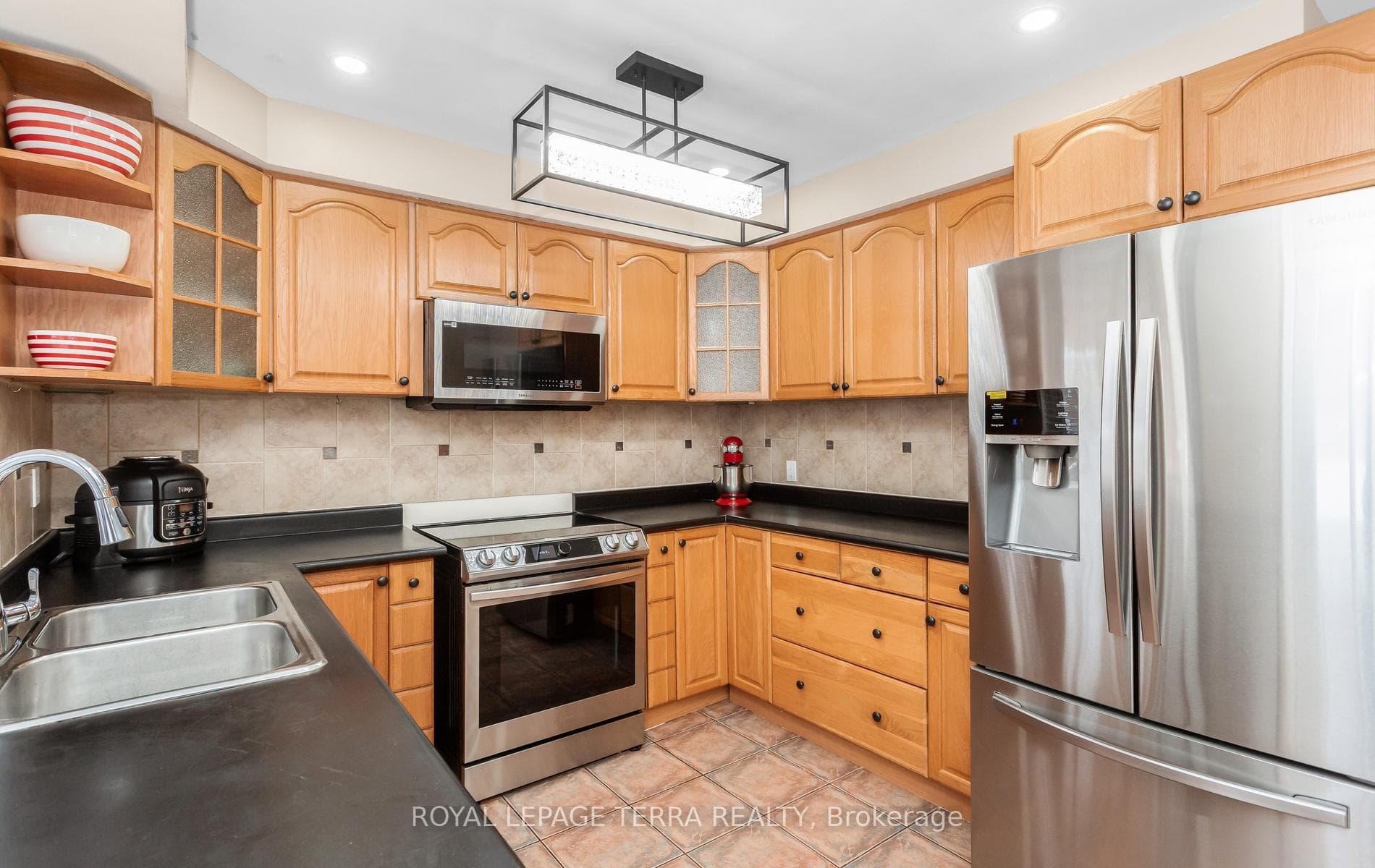 2475 Brookhurst Road - Semi-Detached photo 13 of 44 in Mississauga, Ontario
