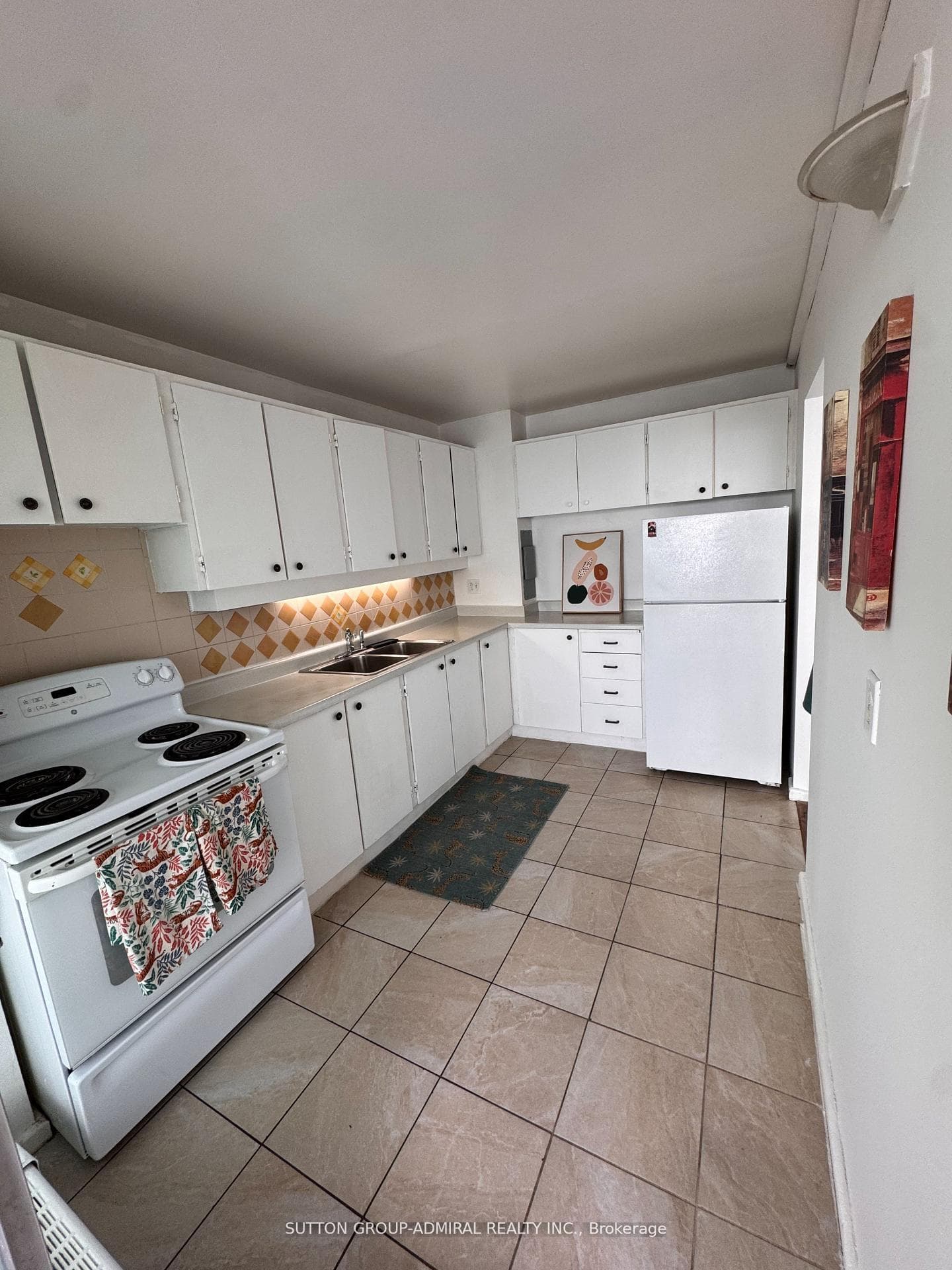 715 Don Mills Road Unit 2405 - Condo photo 19 of 28 in Flemingdon Park / Don Mills, Ontario