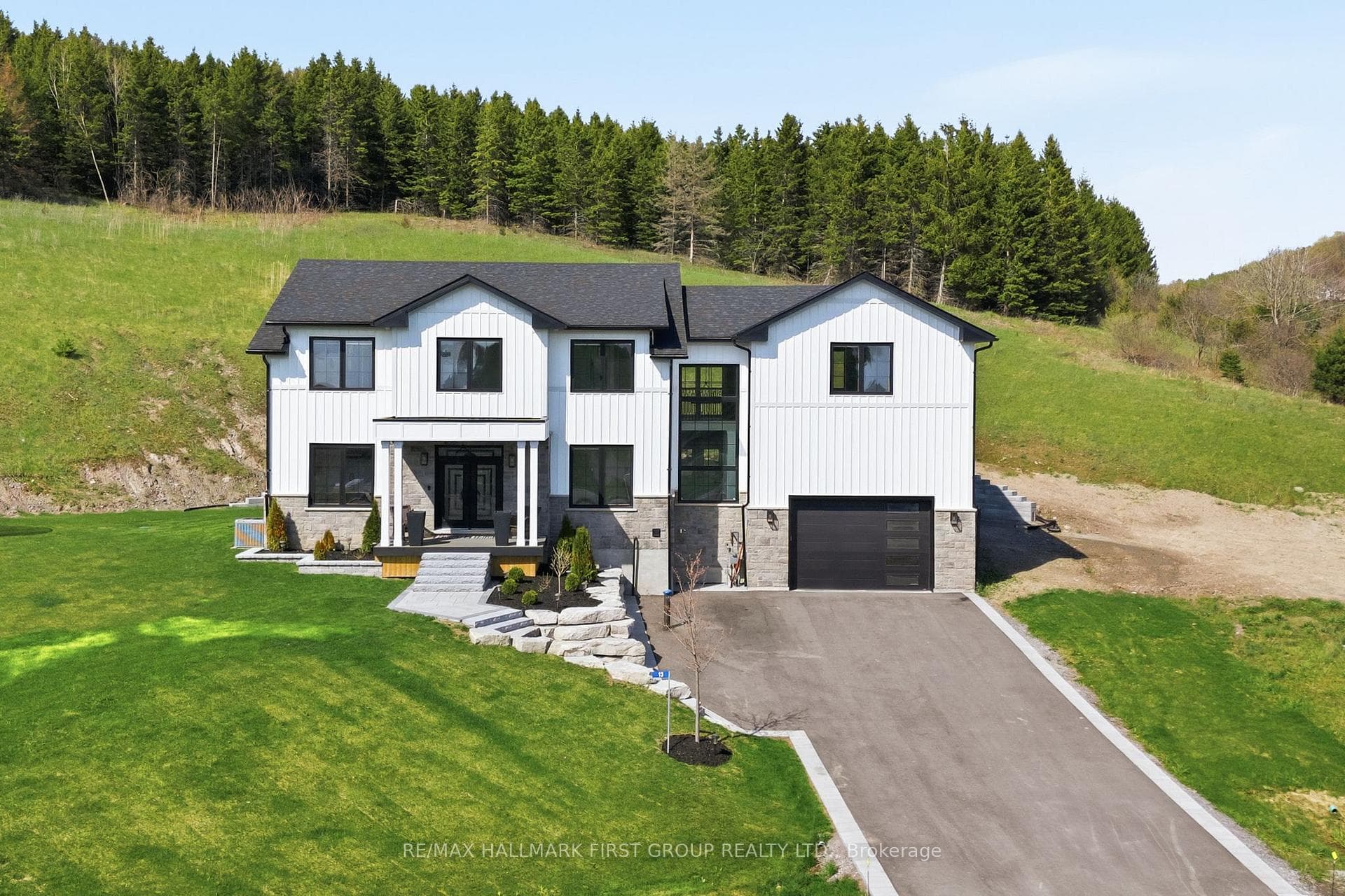 13 Archibald Court - home for sale in Hamilton Township, Ontario