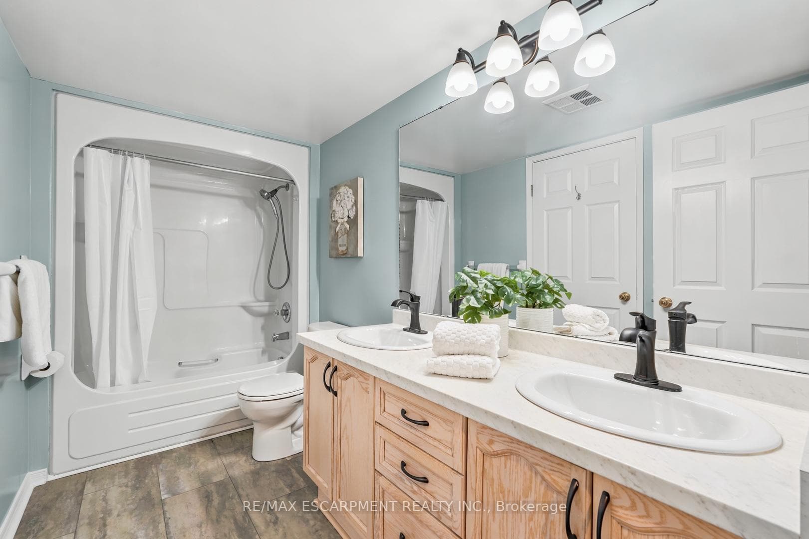 216 Plains Road Unit A307 - Condo photo 19 of 35 in Burlington, Ontario