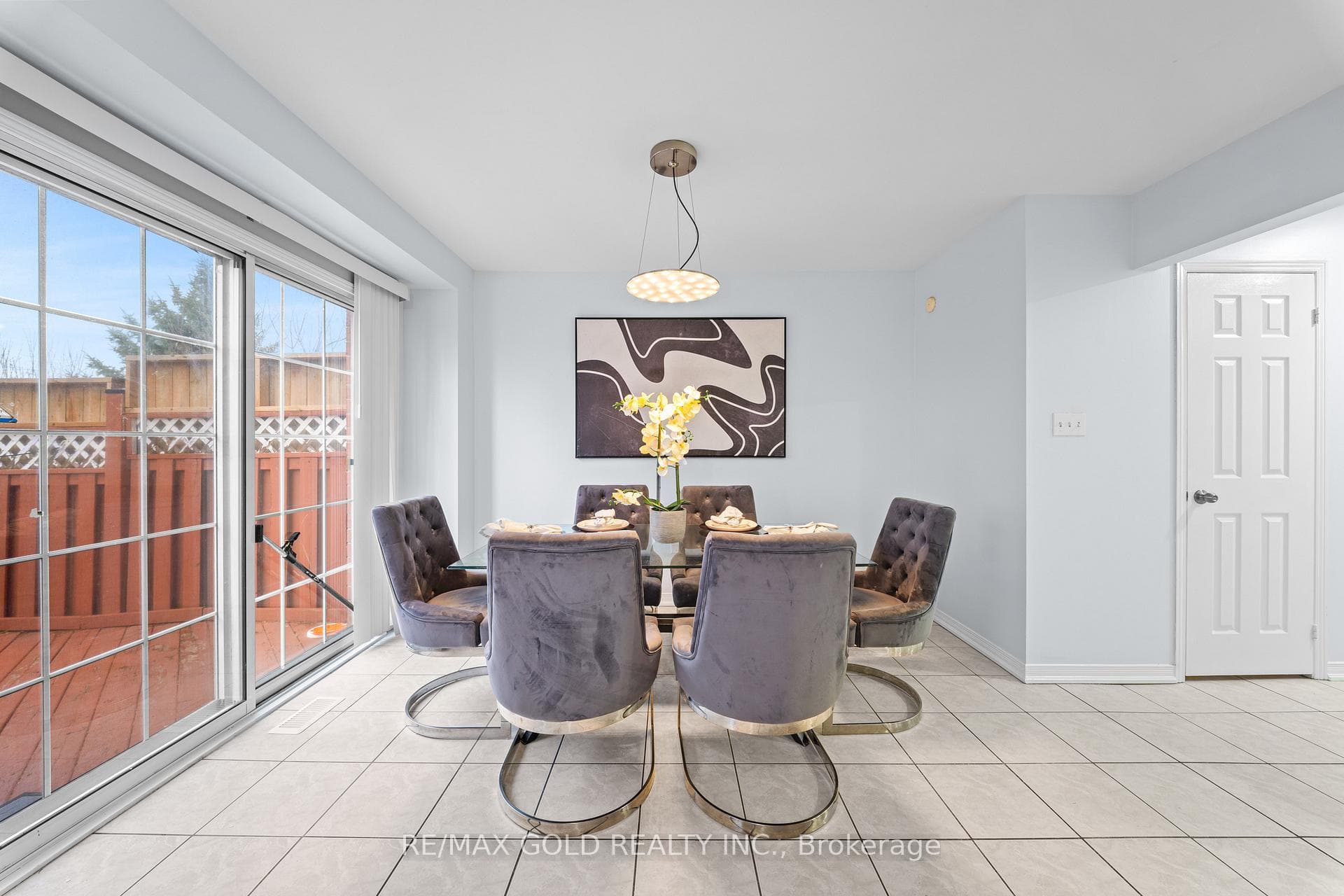 15 Revelstoke Place - Semi-Detached photo 14 of 49 in Brampton, Ontario