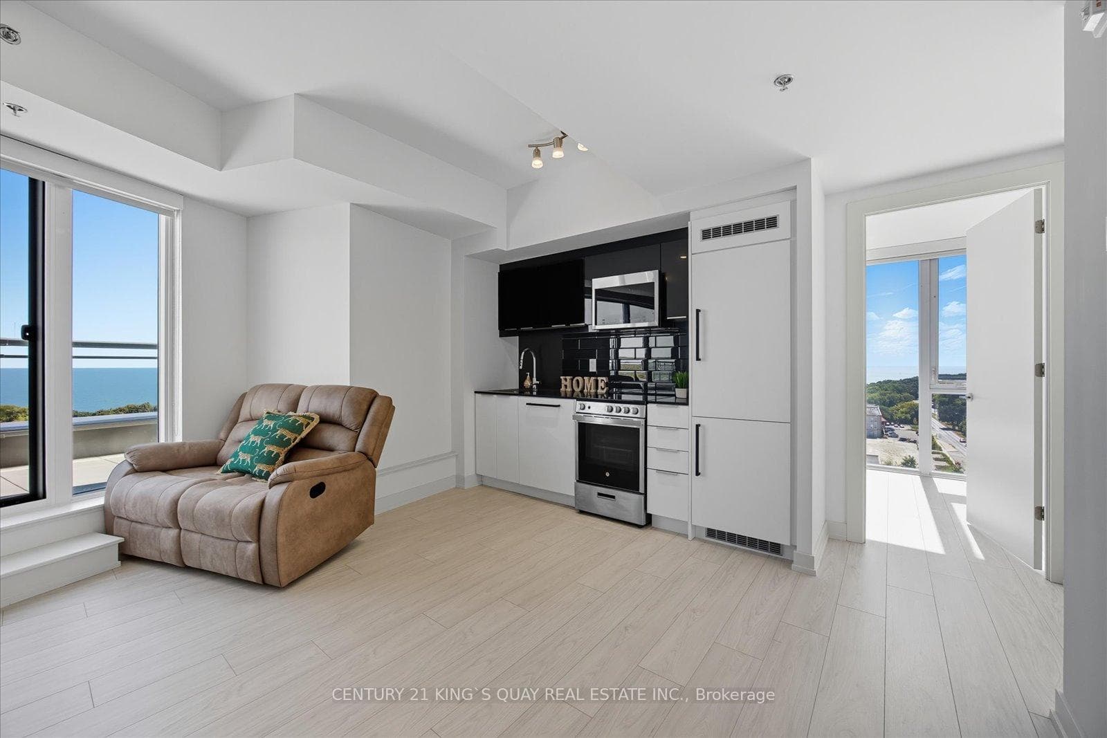 90 Glen Everest Road Unit 1008 - Condo photo 12 of 50 in Birch Cliff / Cliffside, Ontario