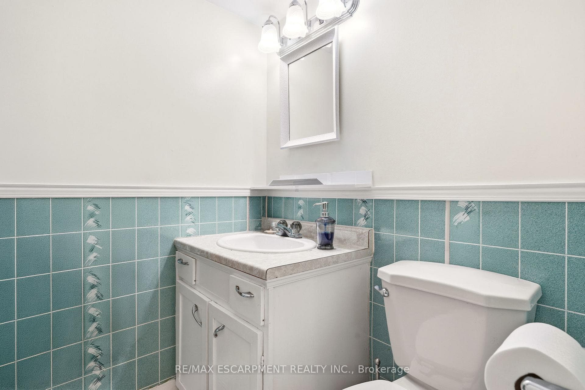 491 Warminster Drive - Detached photo 20 of 25 in Oakville, Ontario