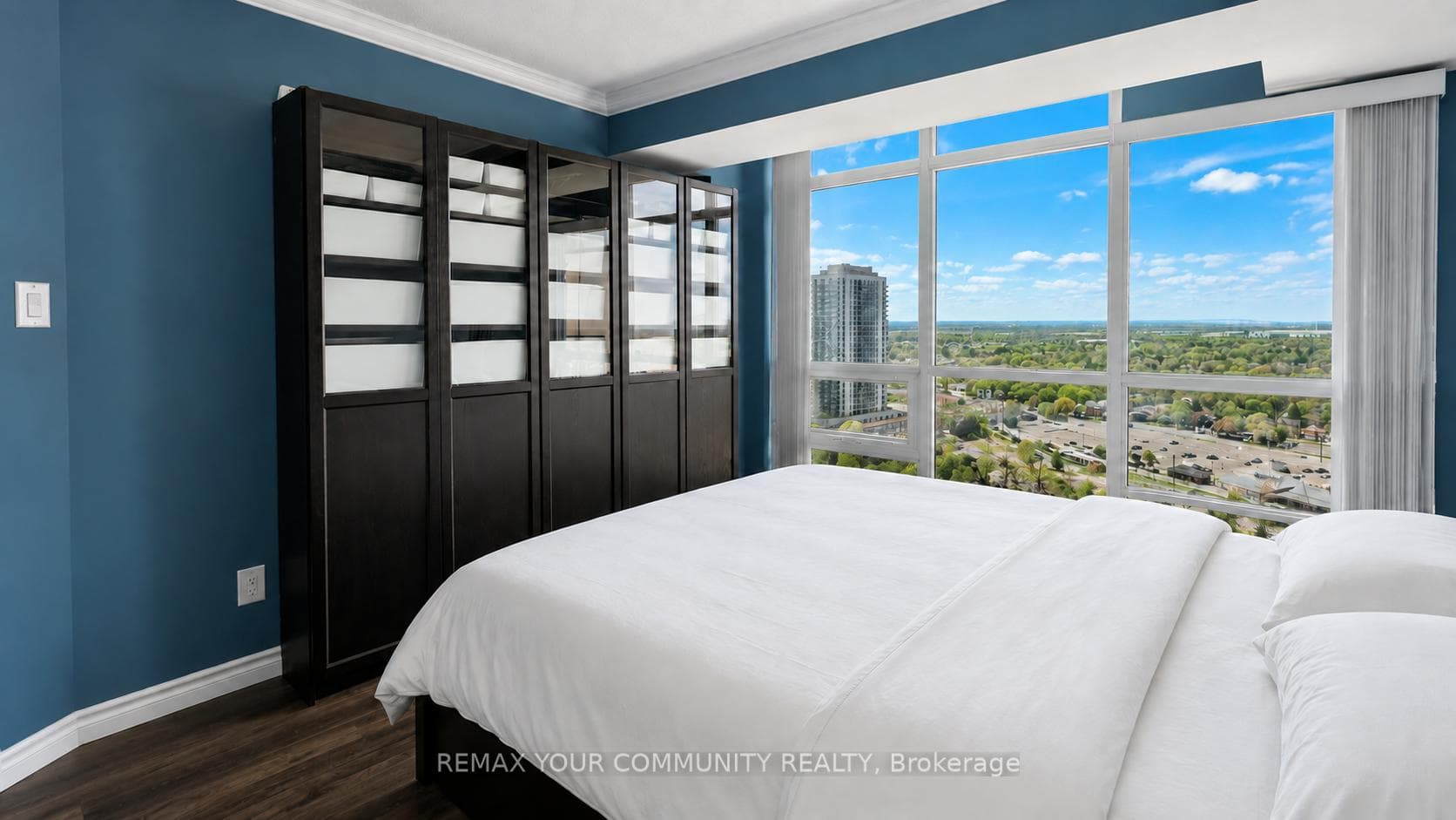 9 George Street Unit 2413 - Condo photo 21 of 34 in Brampton, Ontario