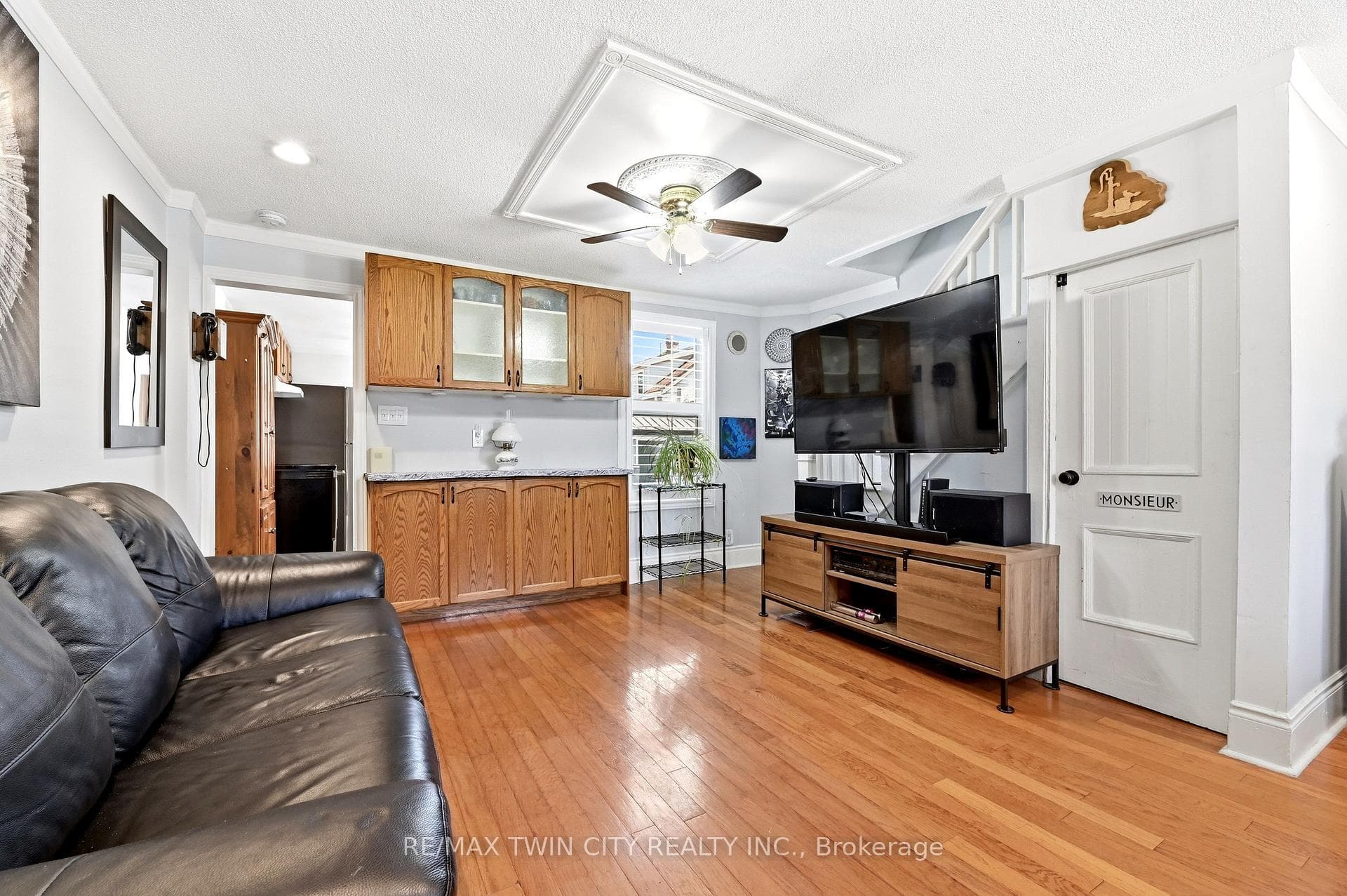 23 Britannia Avenue - Detached photo 10 of 35 in Hamilton, Ontario