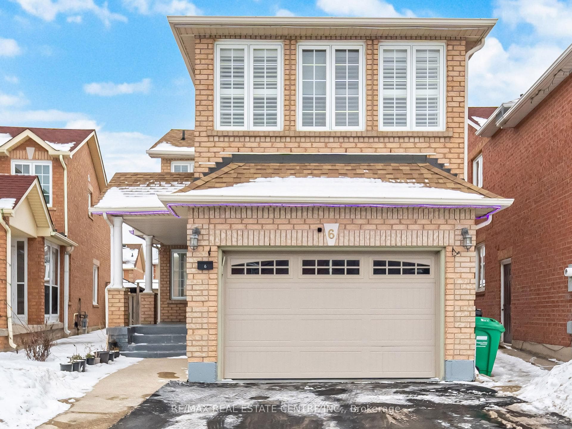 6 Mannel Crescent - home for sale in Brampton, Ontario