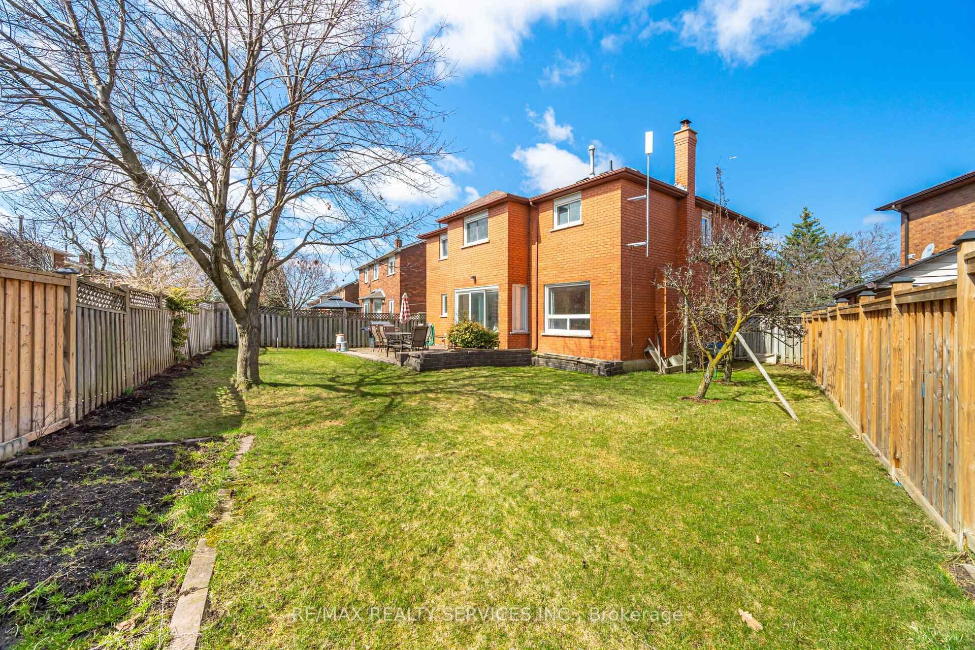 23 Newbury Crescent - Detached photo 45 of 47 in Brampton, Ontario