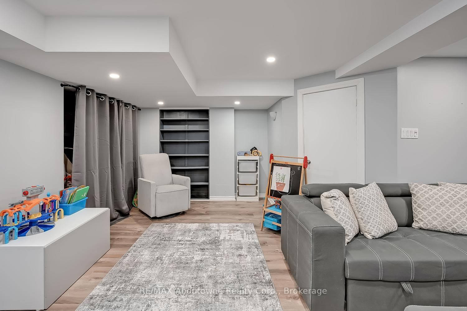 2470 Headon Forest Drive Unit 41 - Condo photo 33 of 42 in Burlington, Ontario