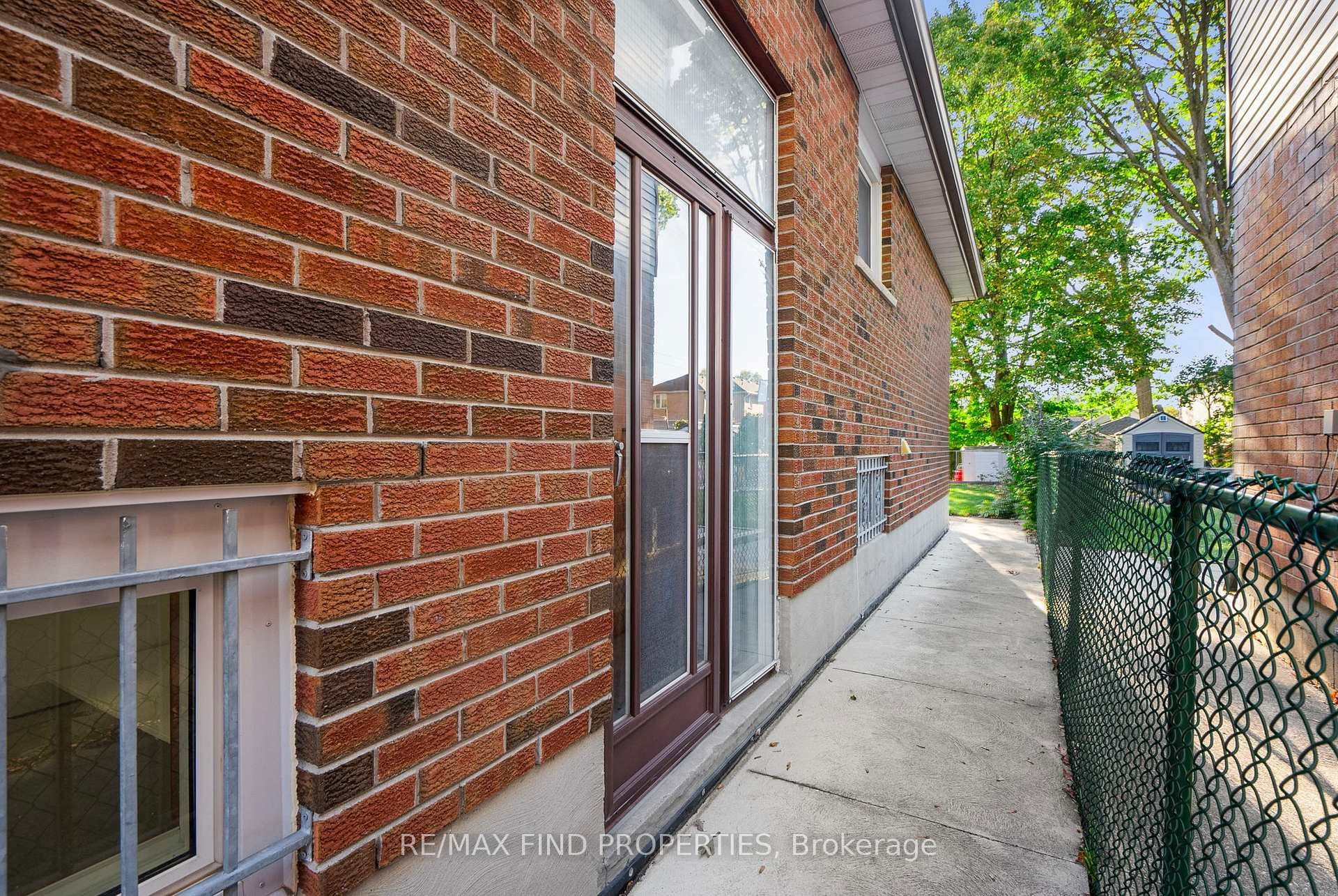 16 Mcdonald Avenue - Detached photo 47 of 50 in Birch Cliff / Cliffside, Ontario