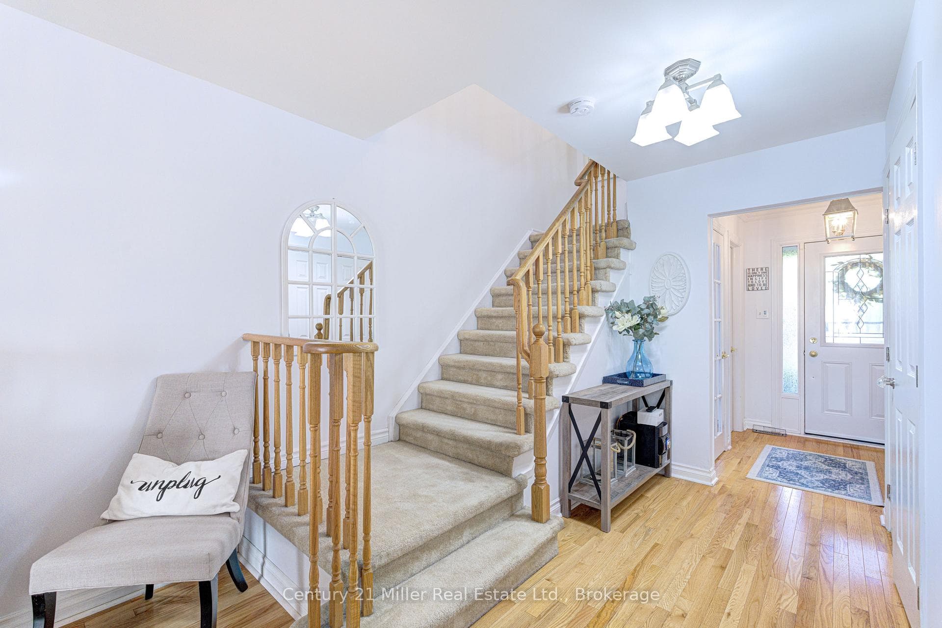 2256 MARGOT Street - Townhouse photo 18 of 46 in Oakville, Ontario