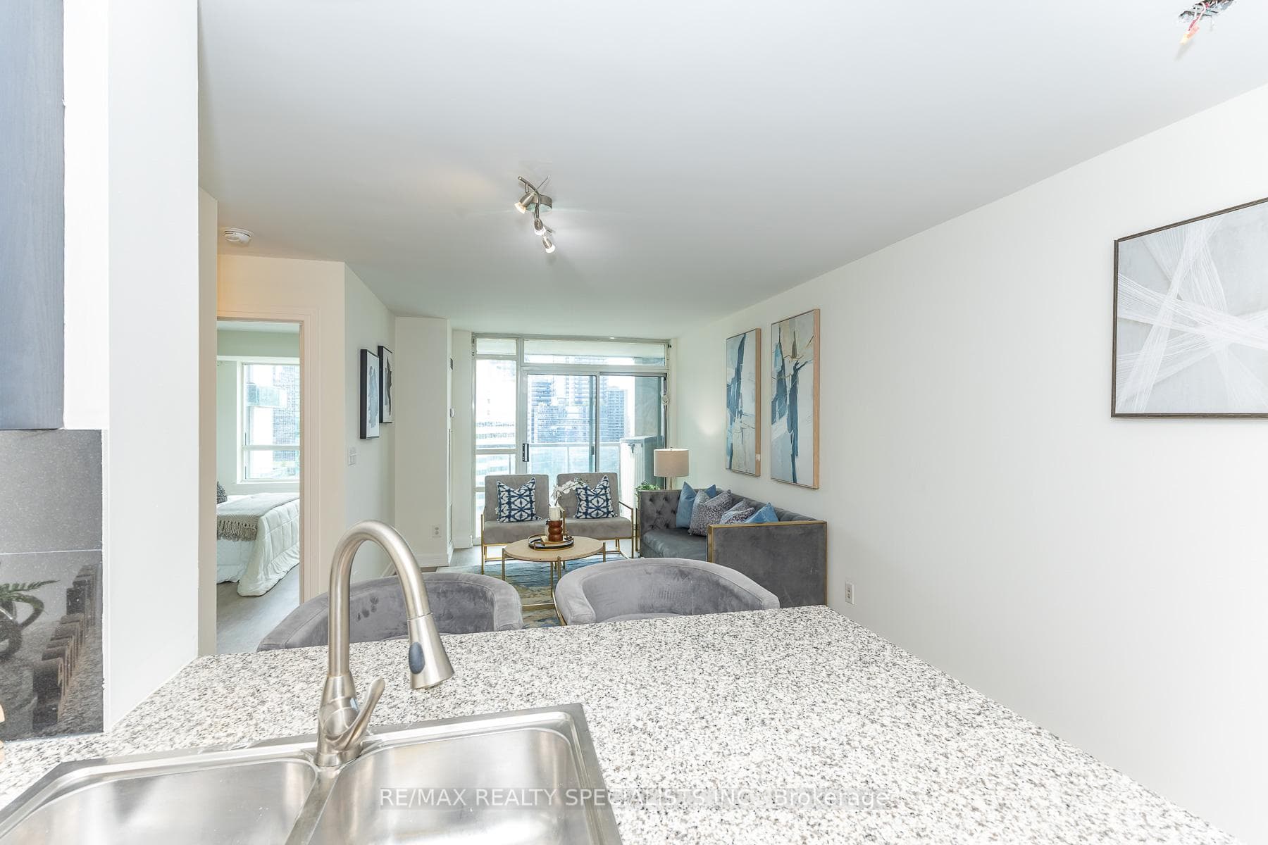 16 Harrison Garden Boulevard Unit 1801 - Condo photo 17 of 39 in Willowdale / Newtonbrook, Ontario