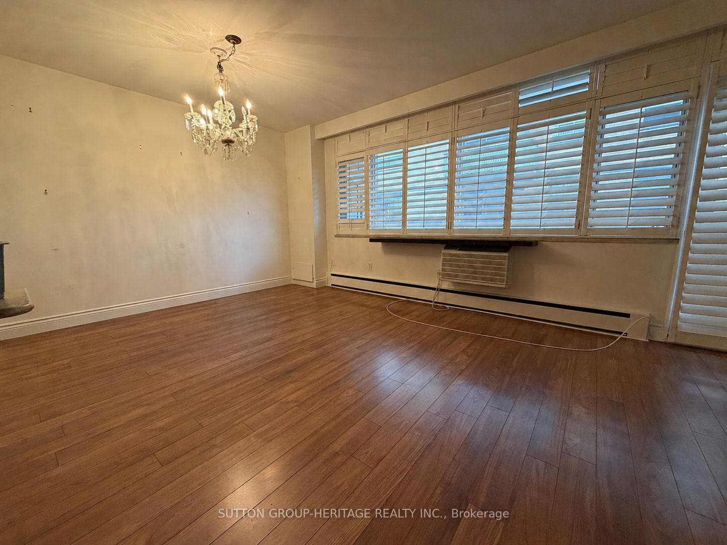 581 Avenue Road Unit 704 - Condo photo 5 of 15 in Annex / Yorkville / Summerhill, Ontario