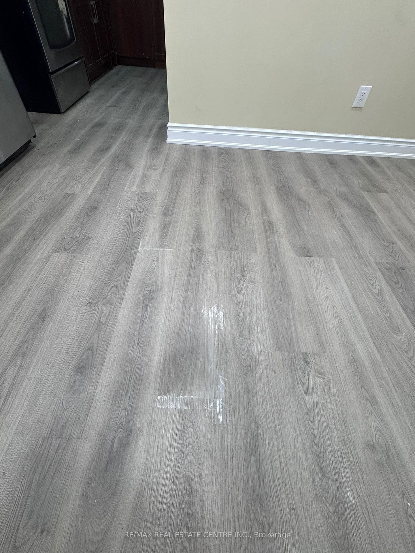 140 Cadillac Crescent Unit Basement - Semi-Detached photo 6 of 15 in Brampton, Ontario