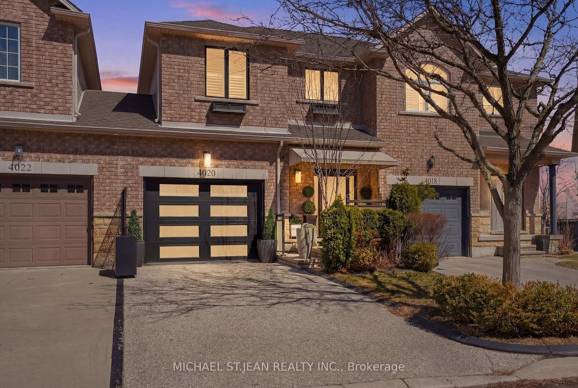 4020 Alexan Crescent - Townhouse for sale in Tyandaga, Ontario