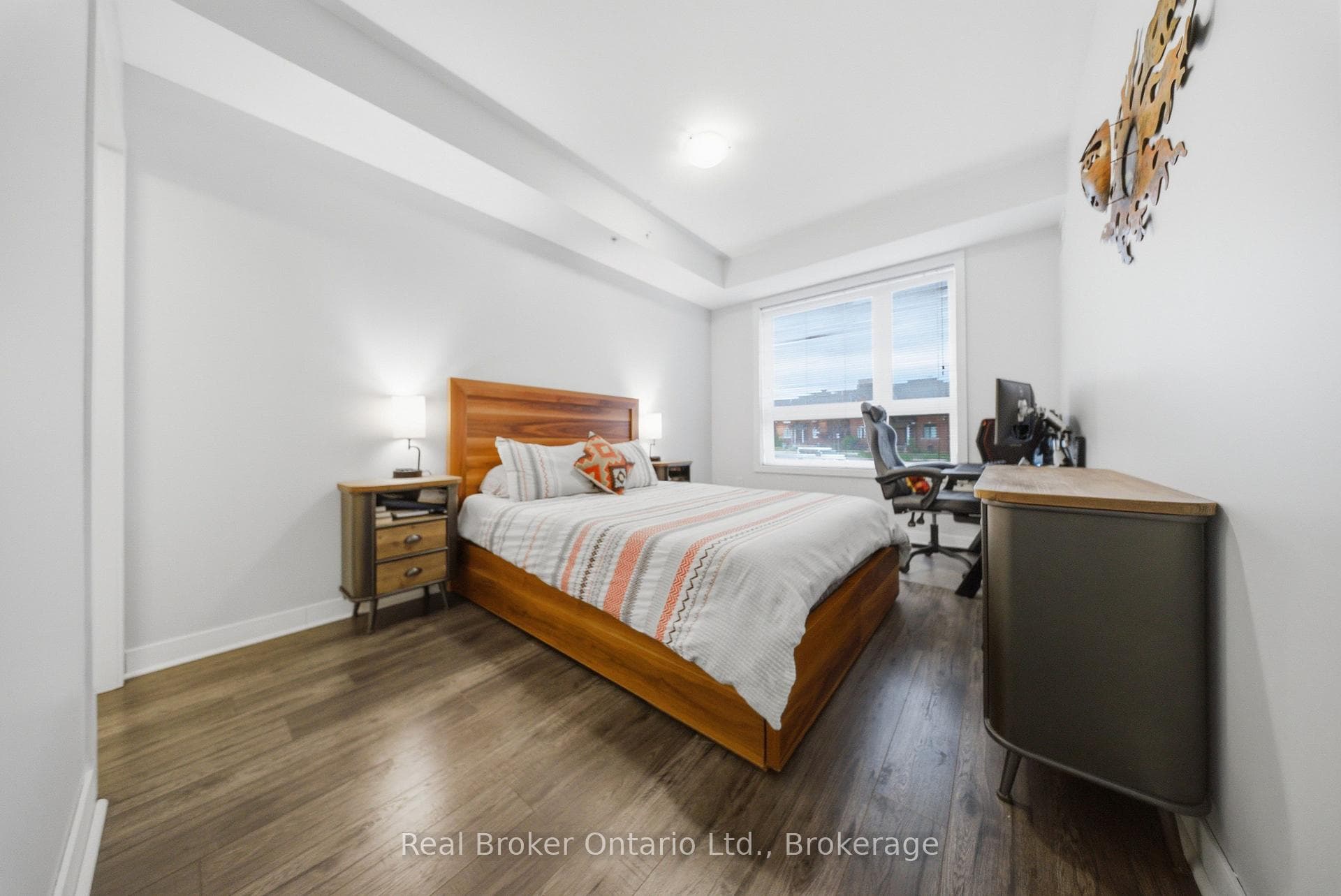 5010 Corporate Drive Unit 109 - Condo photo 24 of 38 in Burlington, Ontario