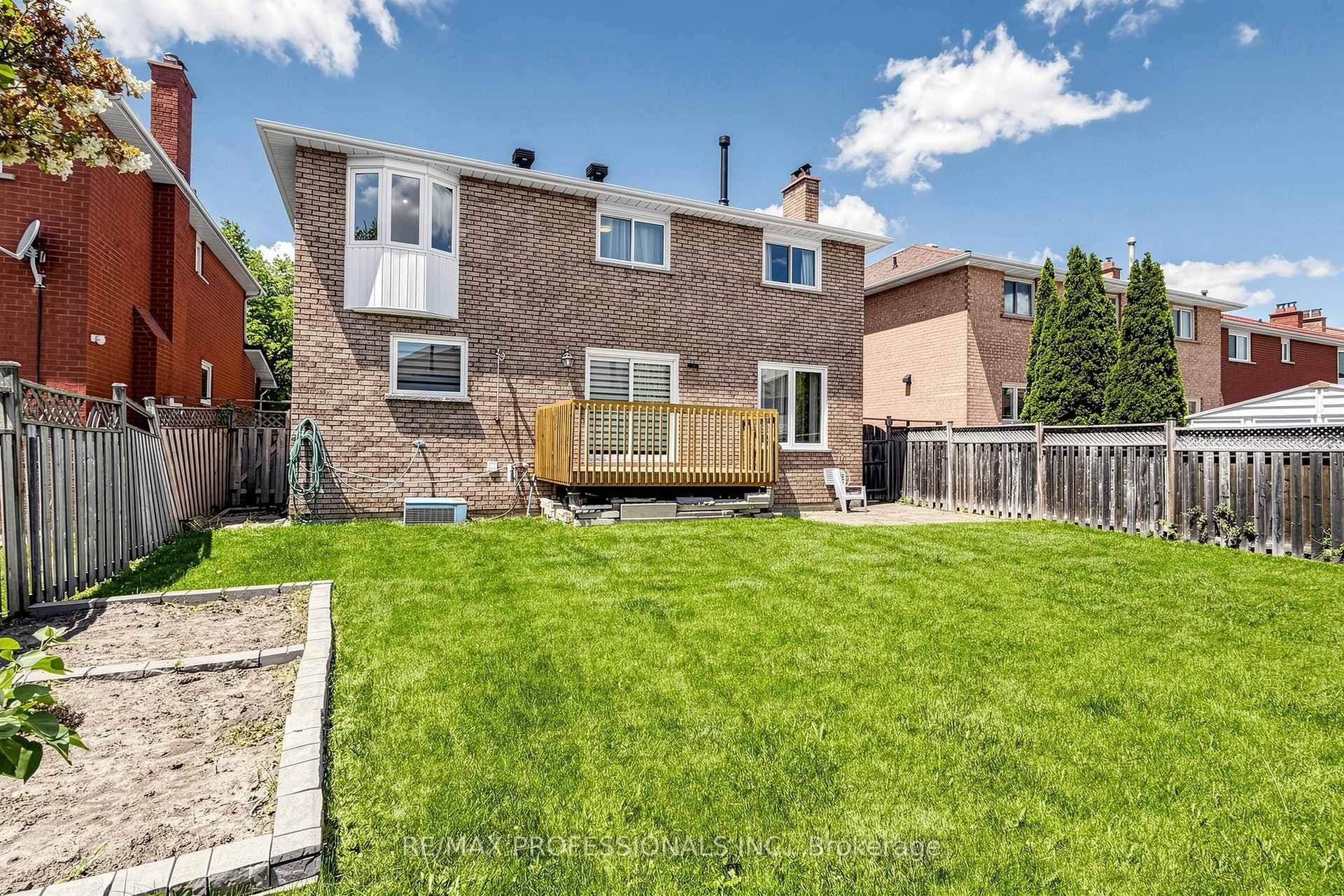 970 Silversmith Drive - Detached photo 49 of 50 in Mississauga, Ontario