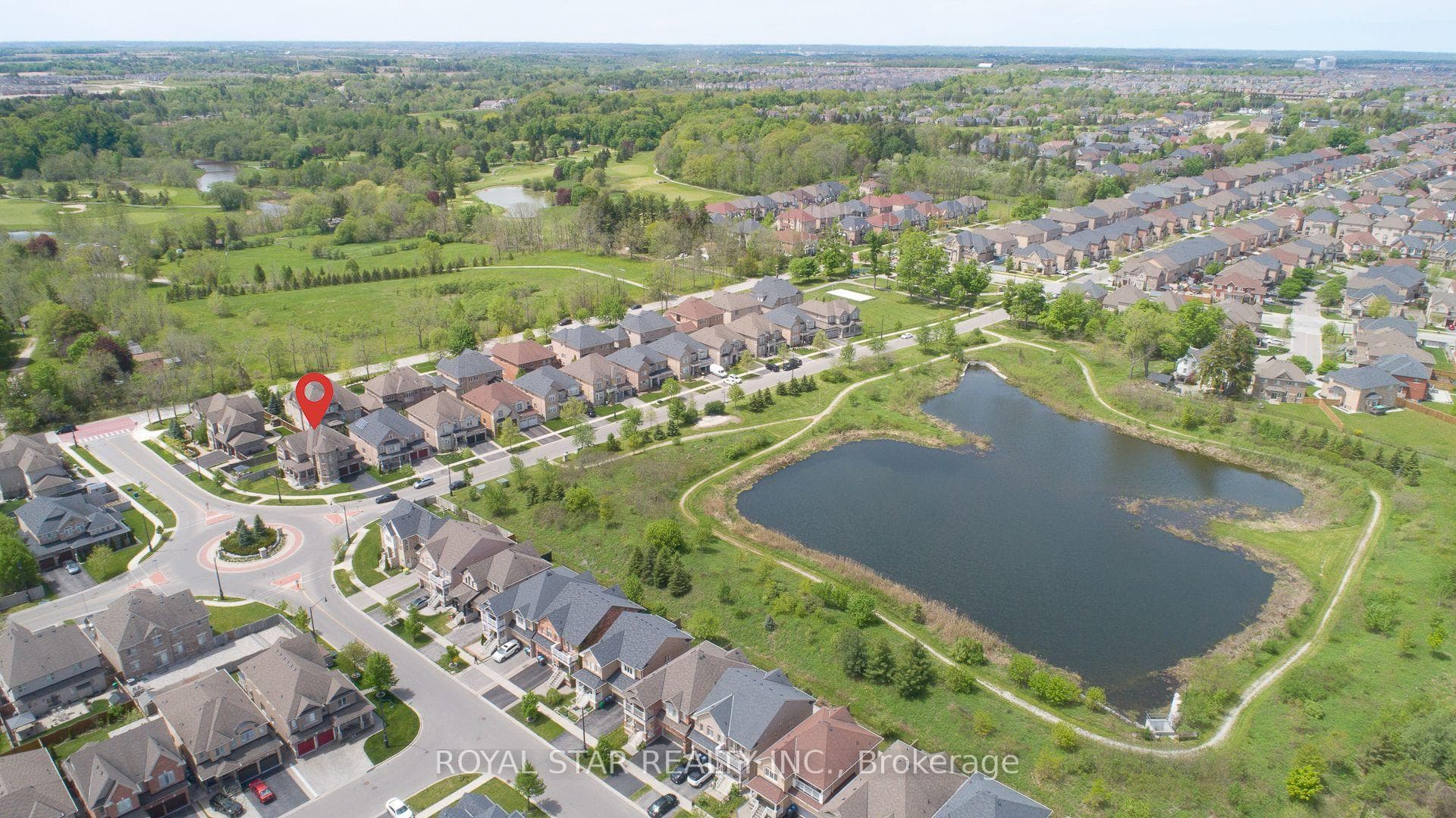 4 Berkwood Hollow - Detached photo 4 of 46 in Brampton, Ontario