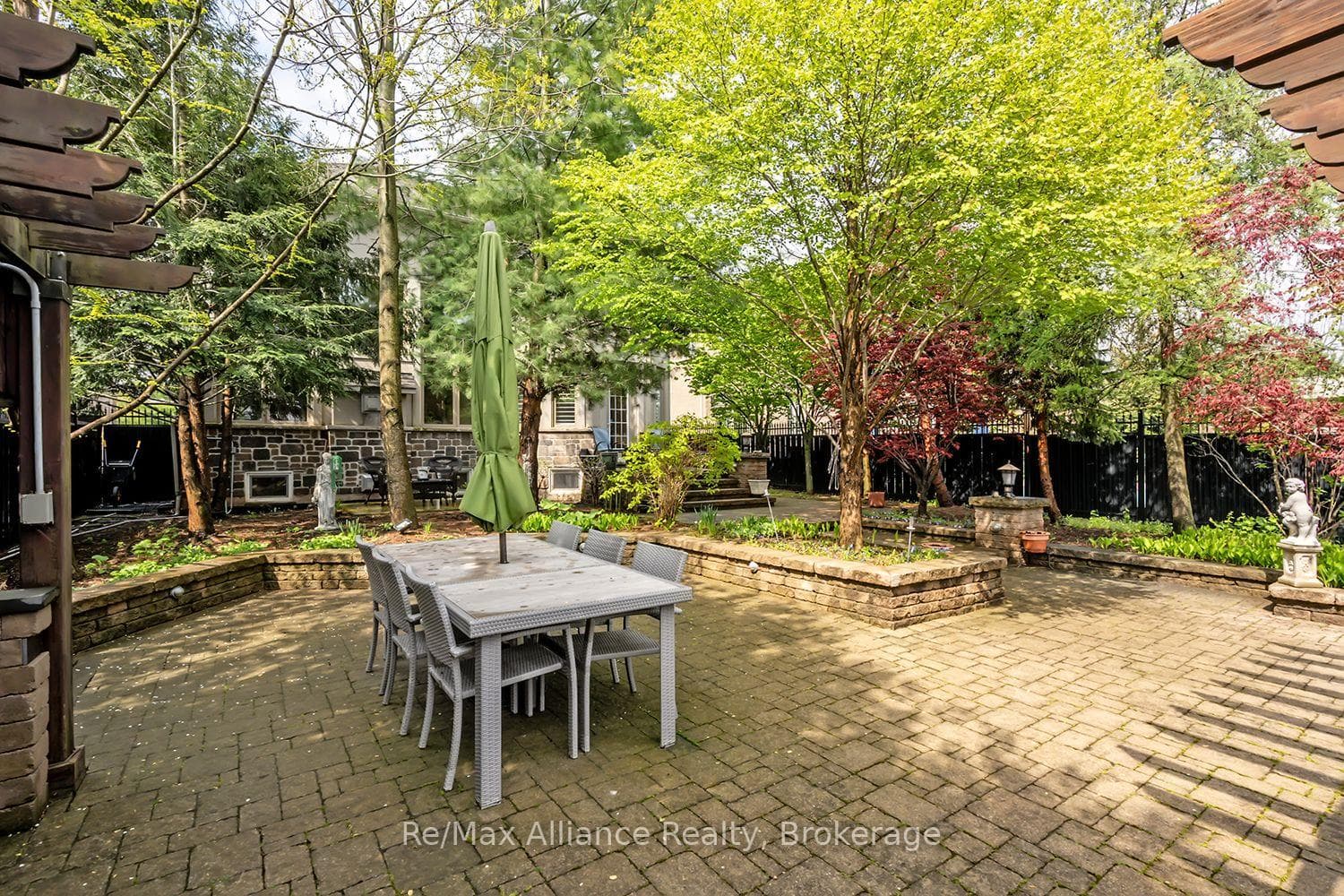 203 Burloak Drive - Detached photo 41 of 50 in Oakville, Ontario
