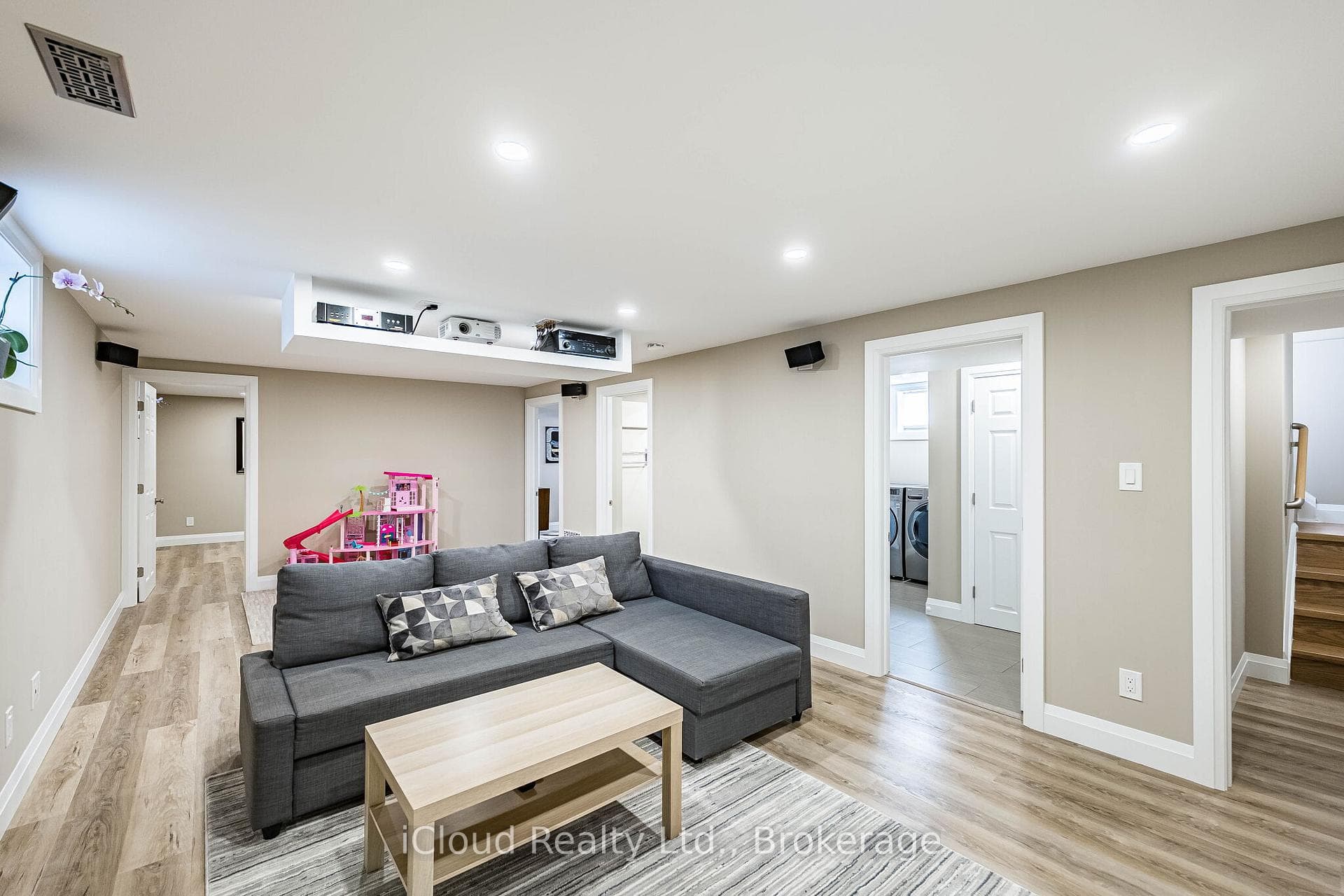 1195 Stanley Drive - Detached photo 29 of 50 in Burlington, Ontario