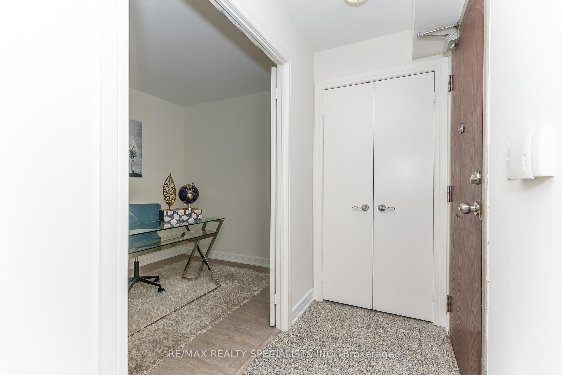 16 Harrison Garden Boulevard Unit 1801 - Condo photo 5 of 39 in Willowdale / Newtonbrook, Ontario